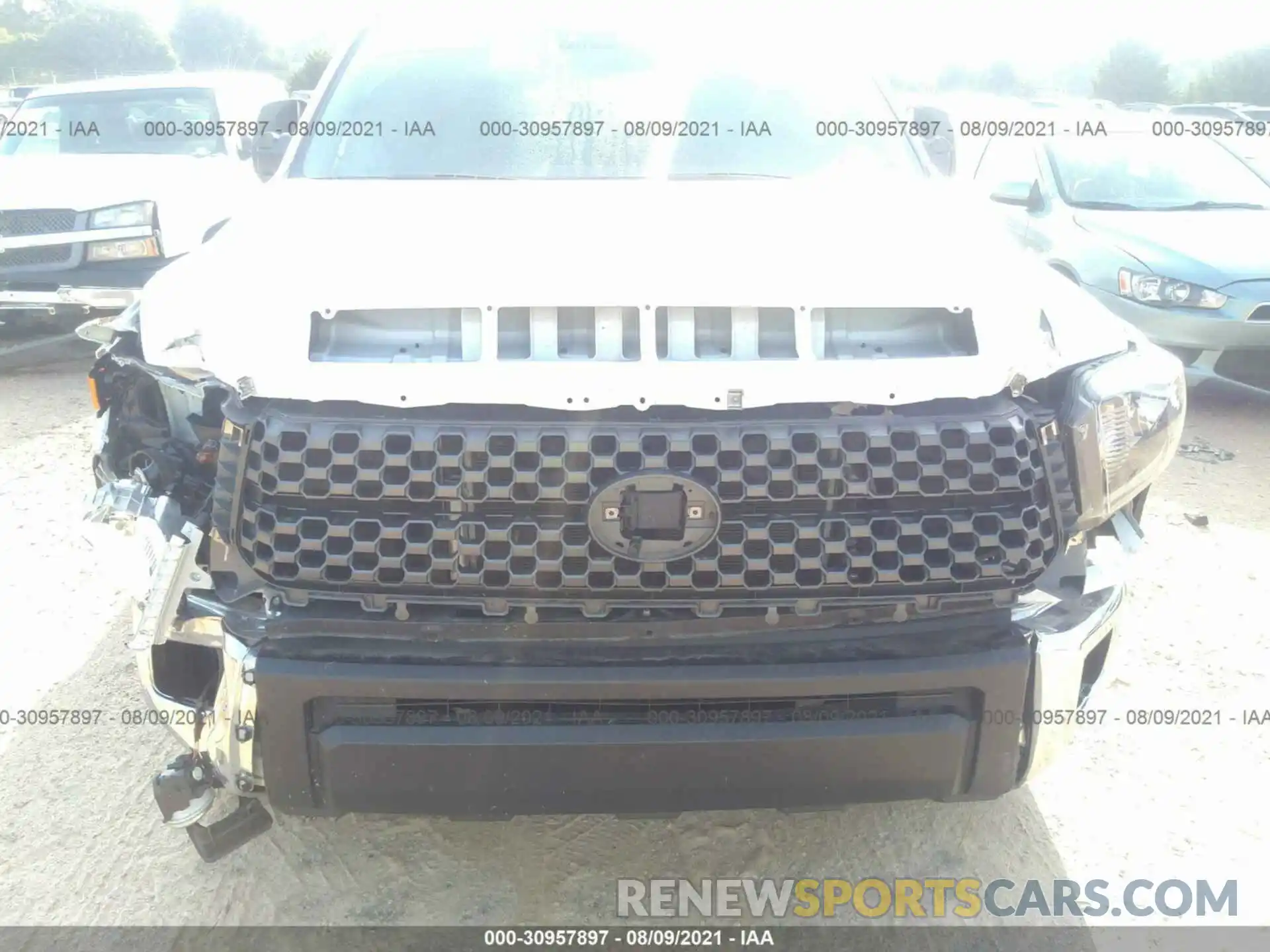 6 Photograph of a damaged car 5TFDY5F15LX930091 TOYOTA TUNDRA 4WD 2020