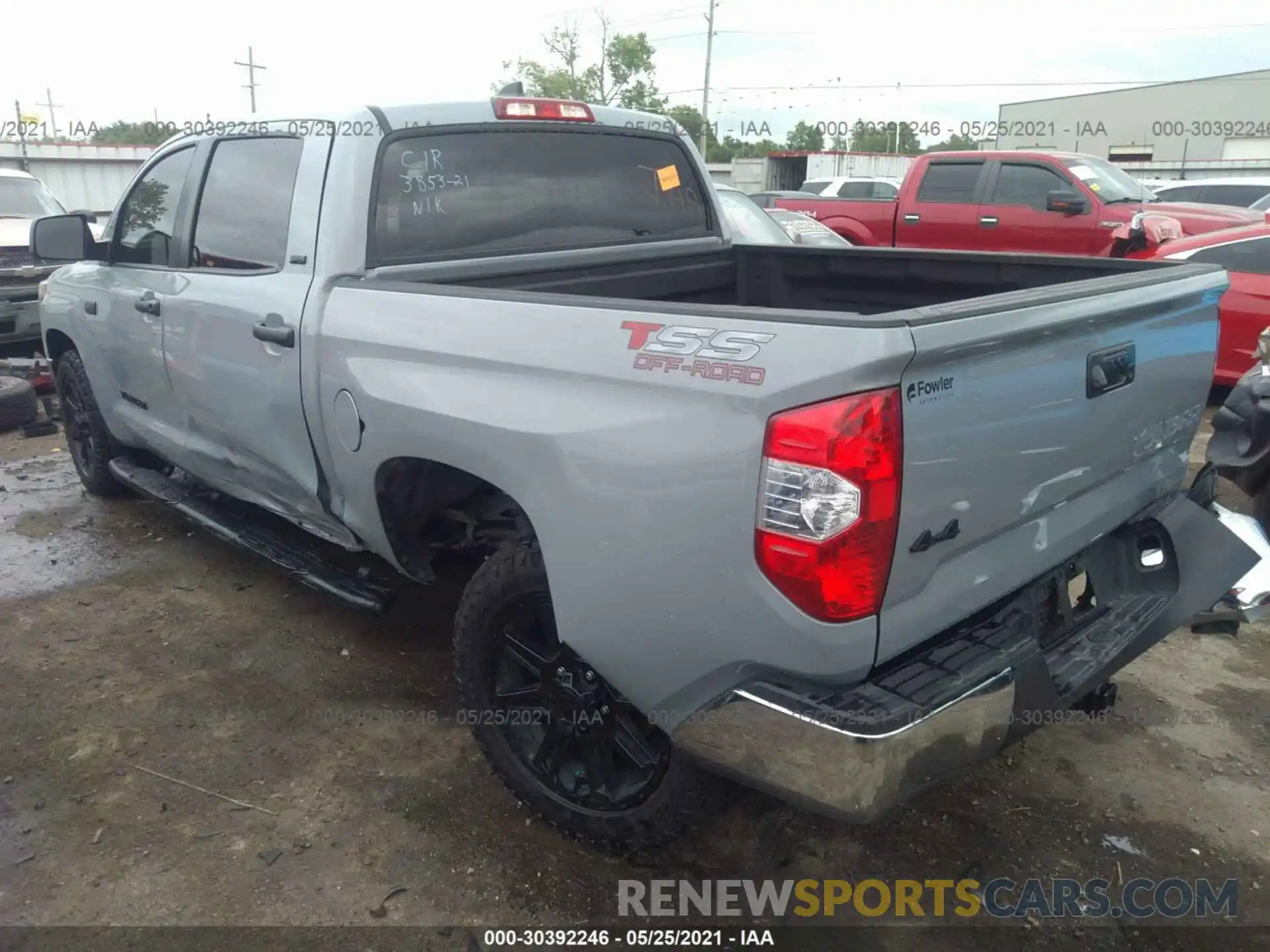 3 Photograph of a damaged car 5TFDY5F15LX935663 TOYOTA TUNDRA 4WD 2020