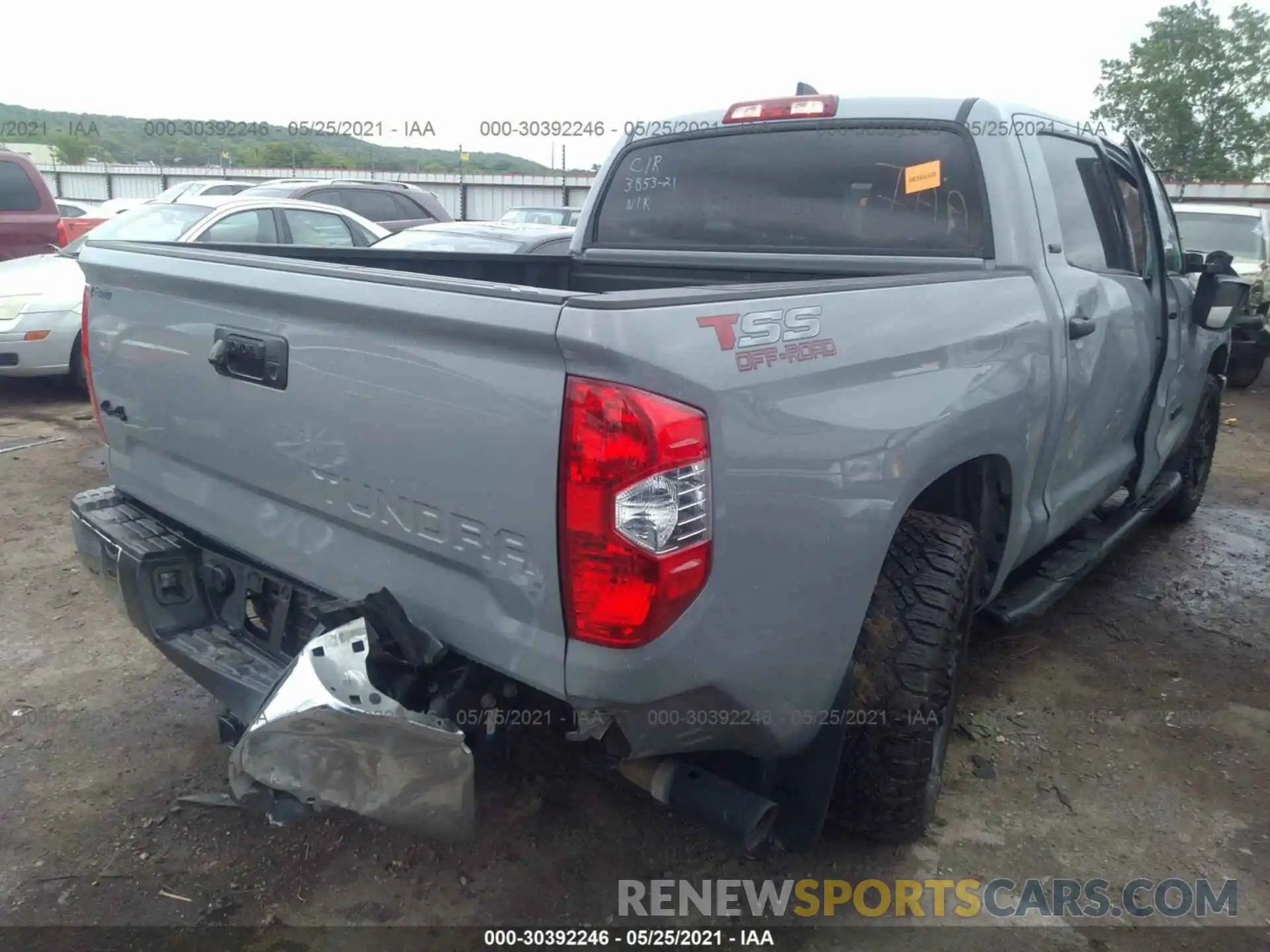 4 Photograph of a damaged car 5TFDY5F15LX935663 TOYOTA TUNDRA 4WD 2020