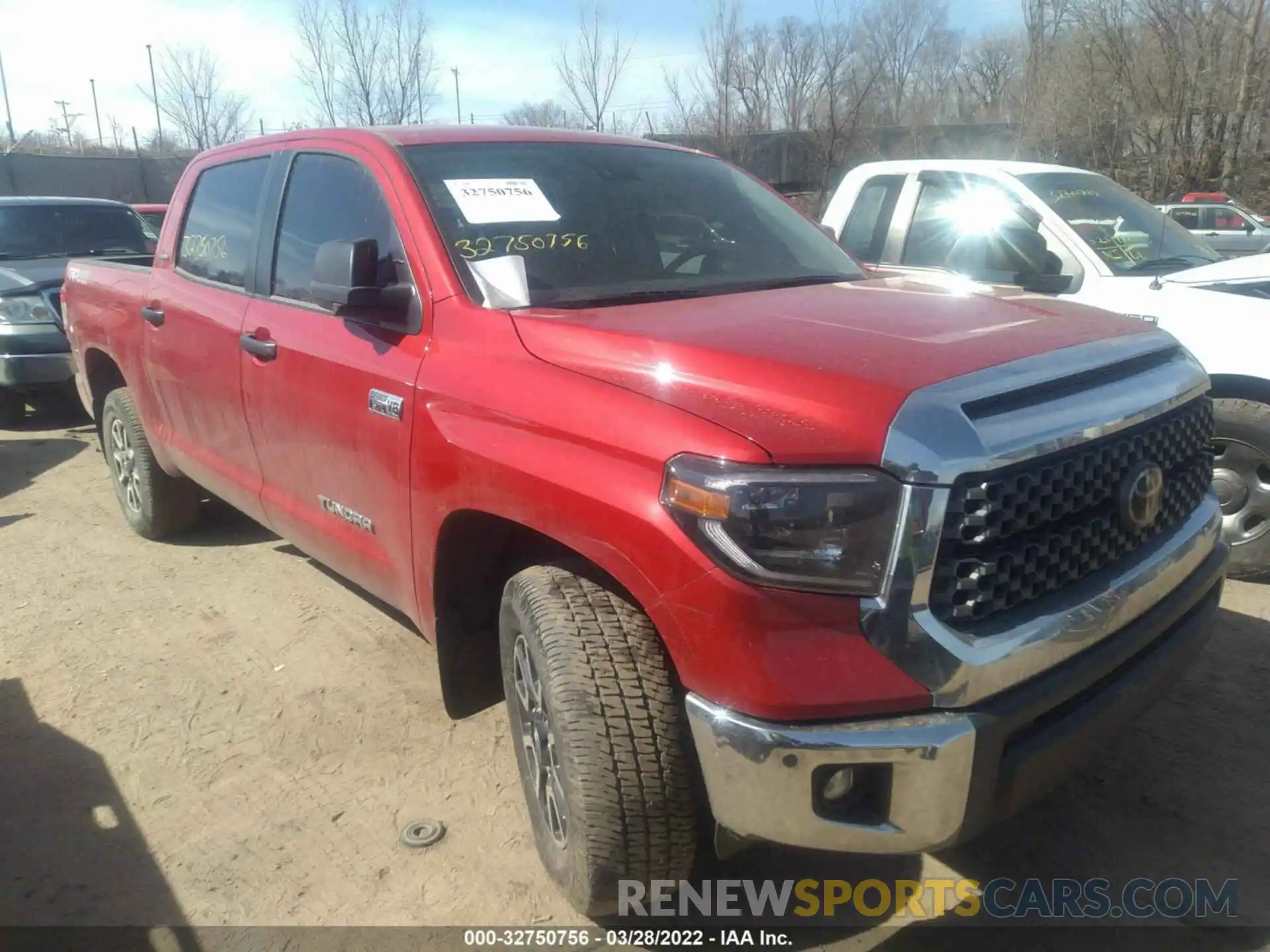 1 Photograph of a damaged car 5TFDY5F15LX940152 TOYOTA TUNDRA 4WD 2020