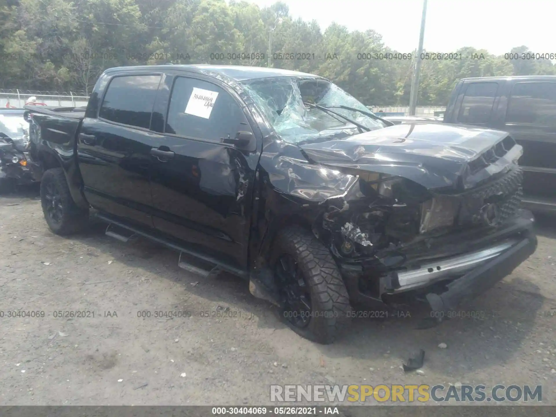 1 Photograph of a damaged car 5TFDY5F15LX944136 TOYOTA TUNDRA 4WD 2020