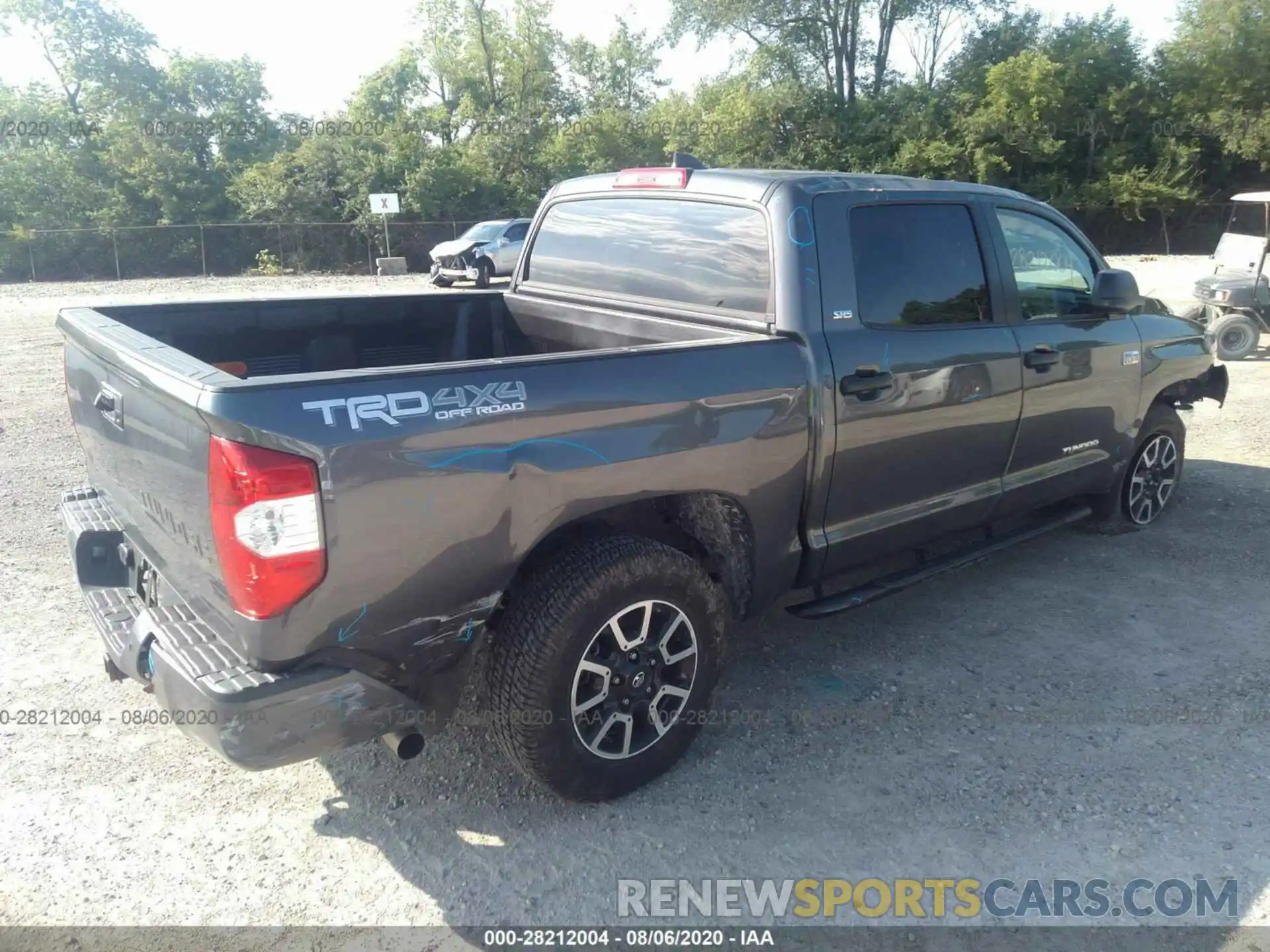 4 Photograph of a damaged car 5TFDY5F16LX874307 TOYOTA TUNDRA 4WD 2020