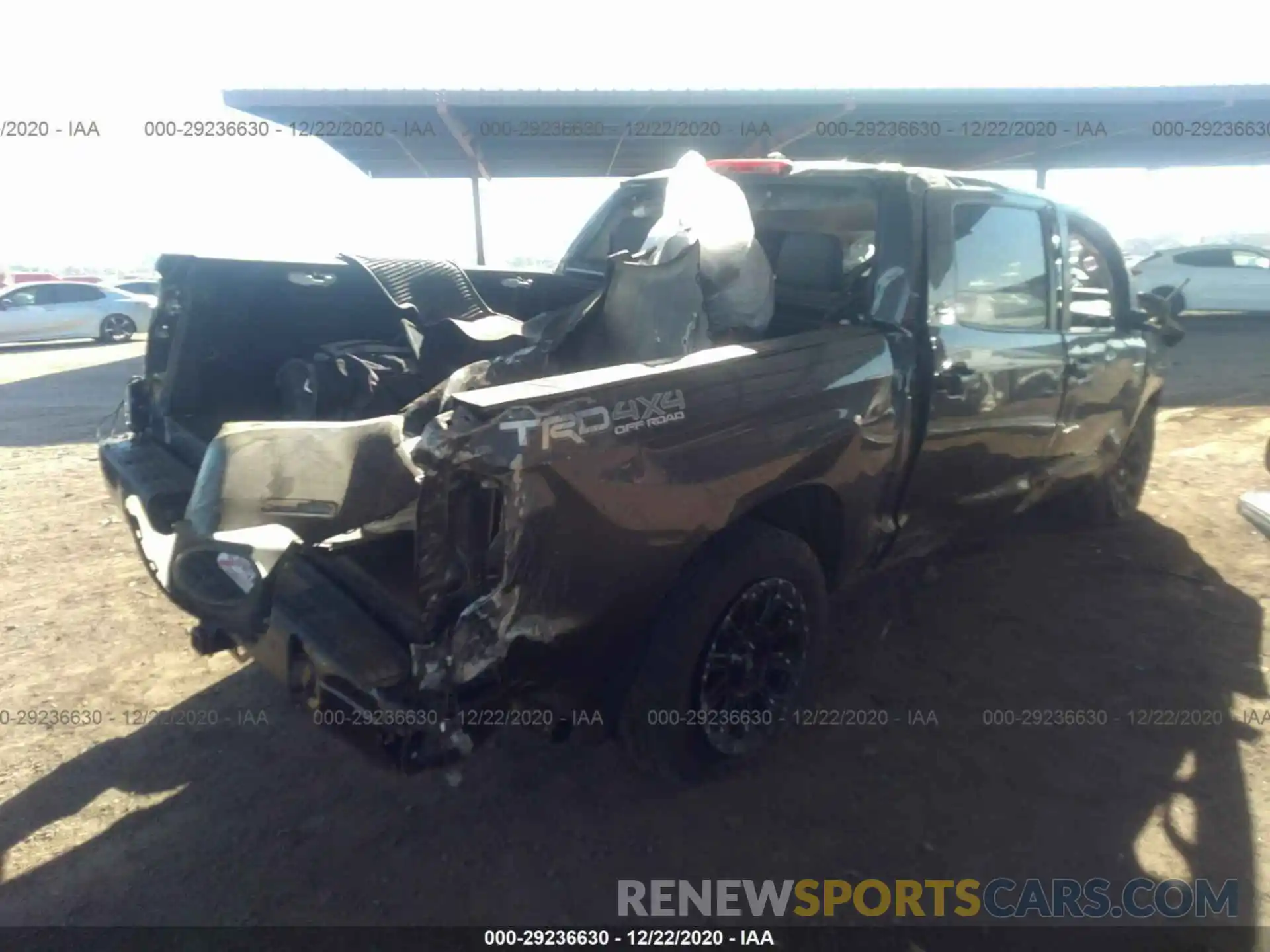 4 Photograph of a damaged car 5TFDY5F16LX875053 TOYOTA TUNDRA 4WD 2020