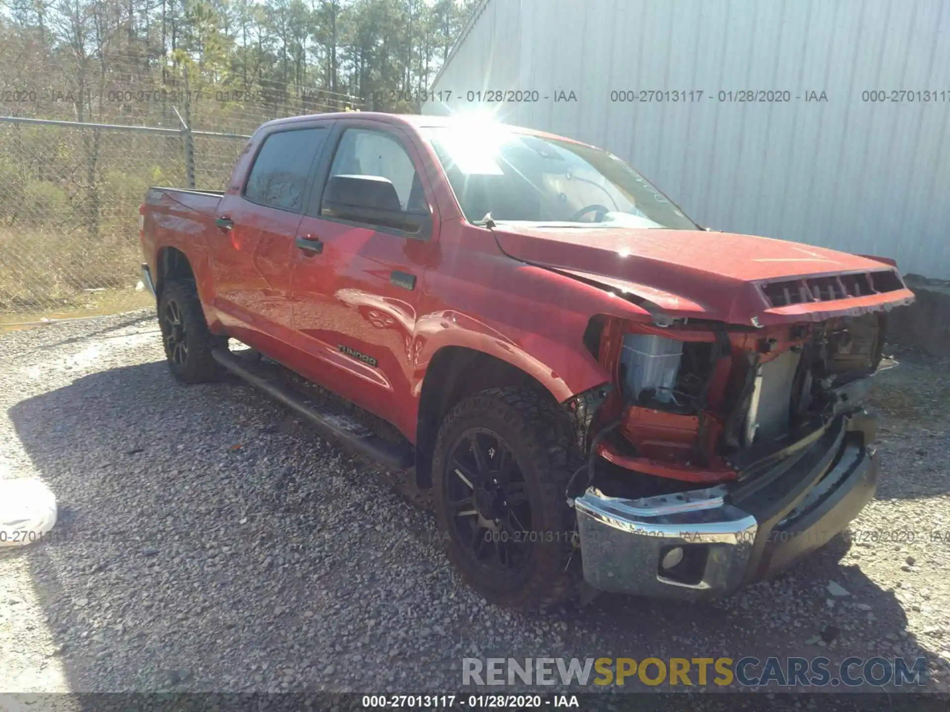 1 Photograph of a damaged car 5TFDY5F16LX877384 TOYOTA TUNDRA 4WD 2020