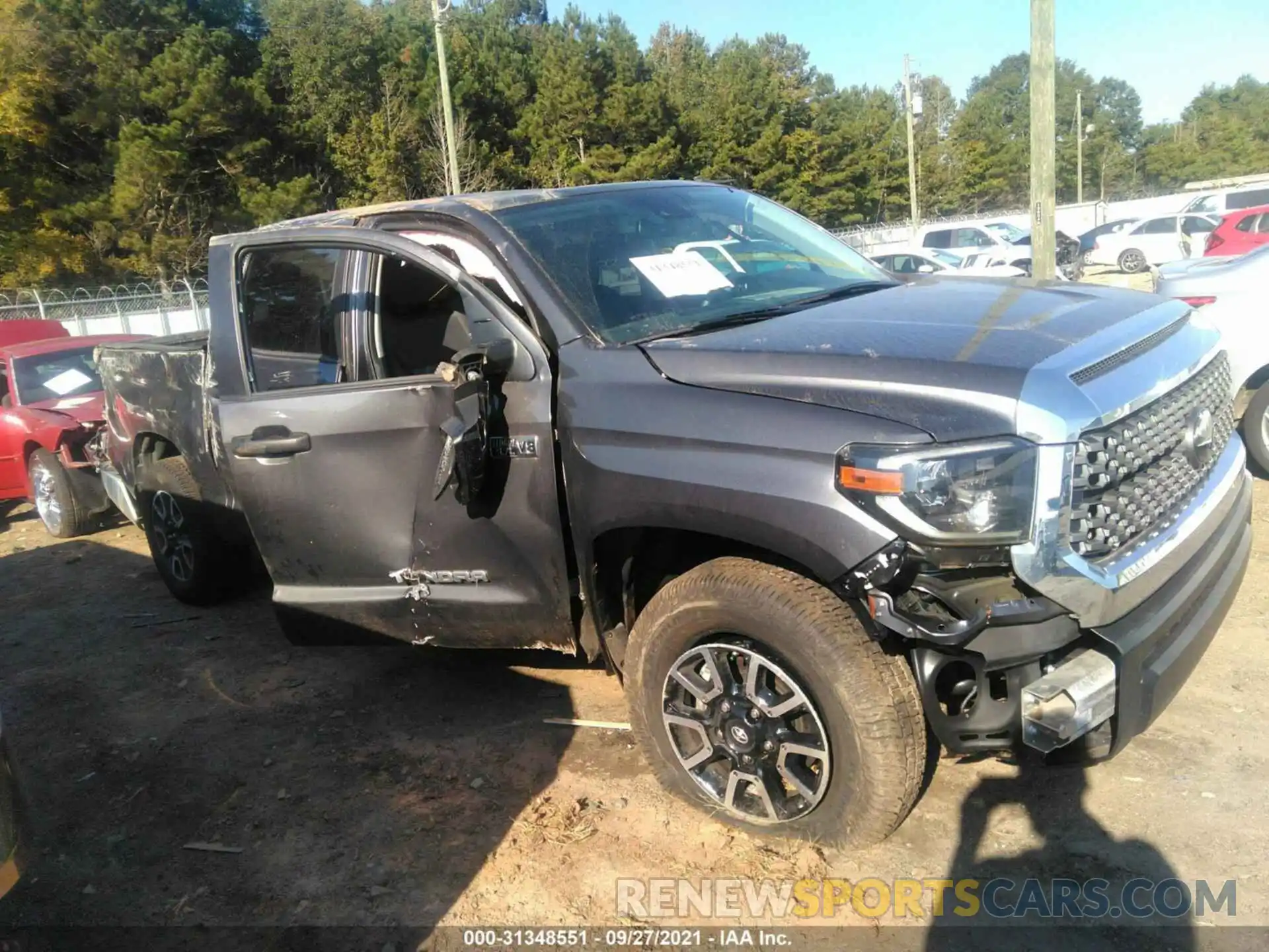 6 Photograph of a damaged car 5TFDY5F16LX880043 TOYOTA TUNDRA 4WD 2020