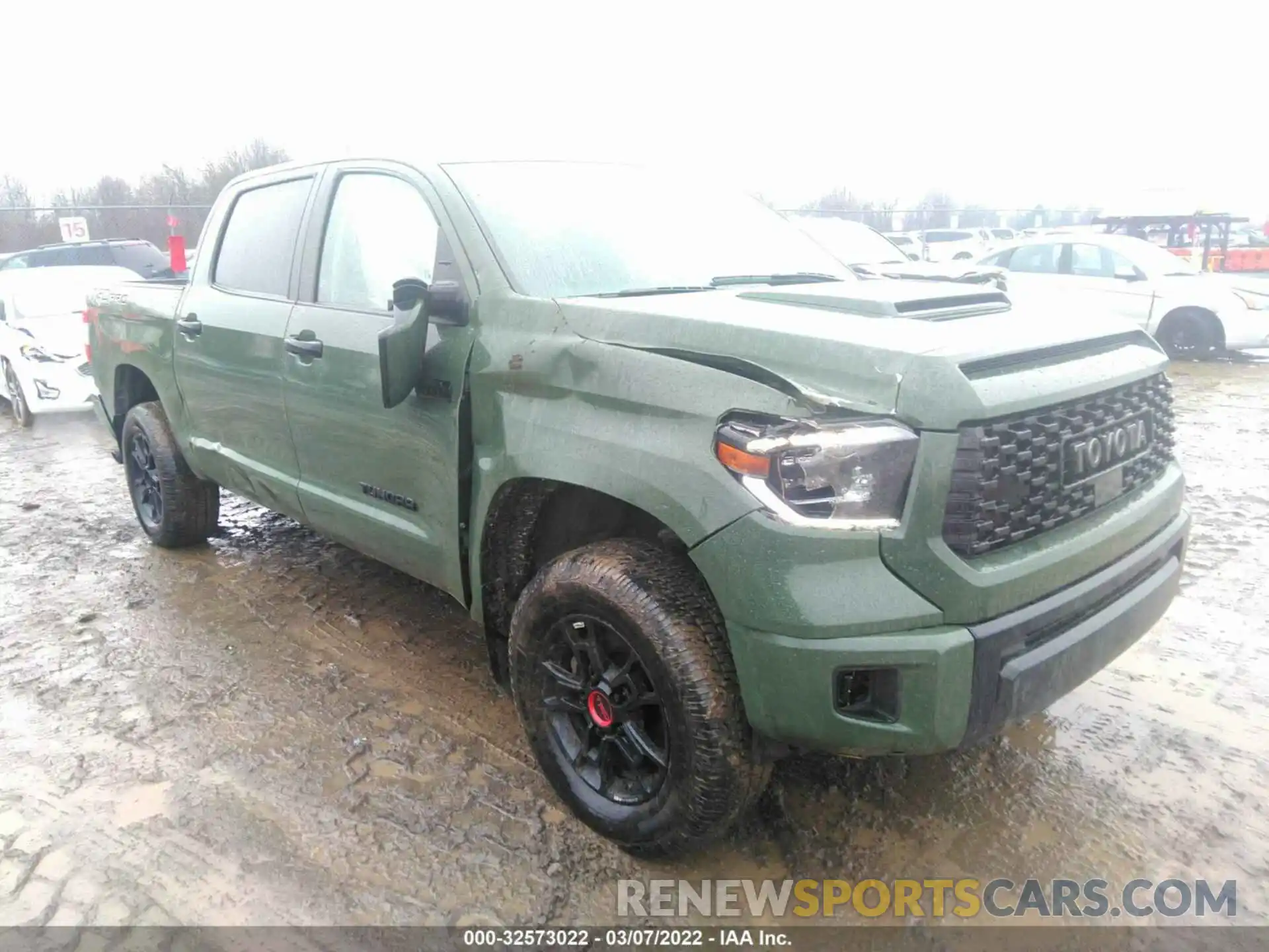 1 Photograph of a damaged car 5TFDY5F16LX922291 TOYOTA TUNDRA 4WD 2020