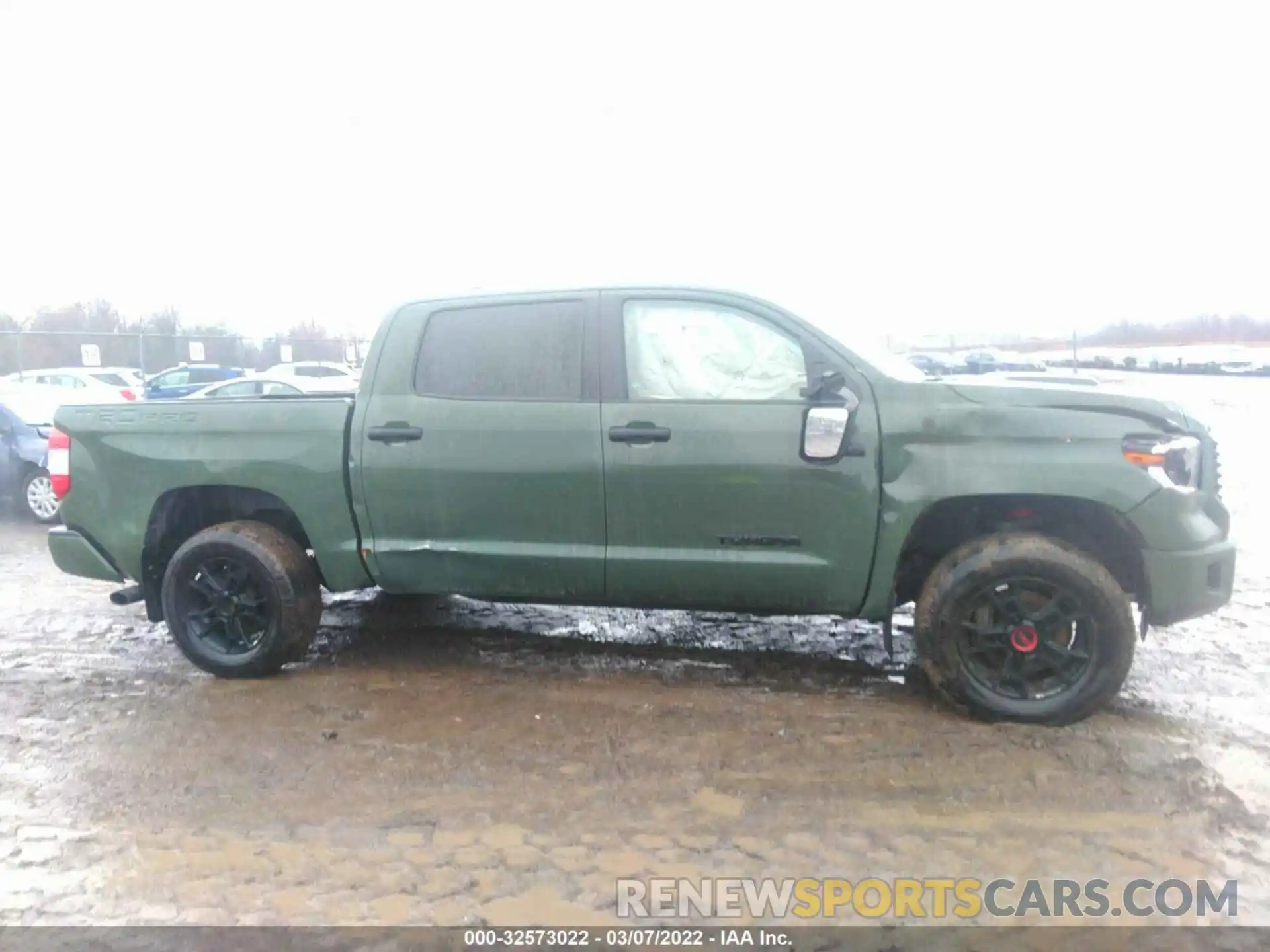 6 Photograph of a damaged car 5TFDY5F16LX922291 TOYOTA TUNDRA 4WD 2020