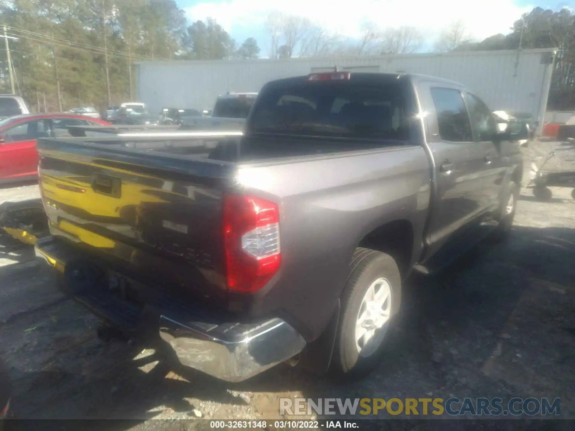 4 Photograph of a damaged car 5TFDY5F16LX927345 TOYOTA TUNDRA 4WD 2020