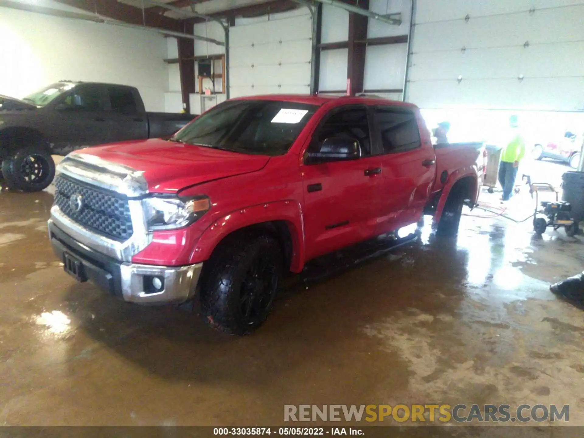 2 Photograph of a damaged car 5TFDY5F16LX933274 TOYOTA TUNDRA 4WD 2020