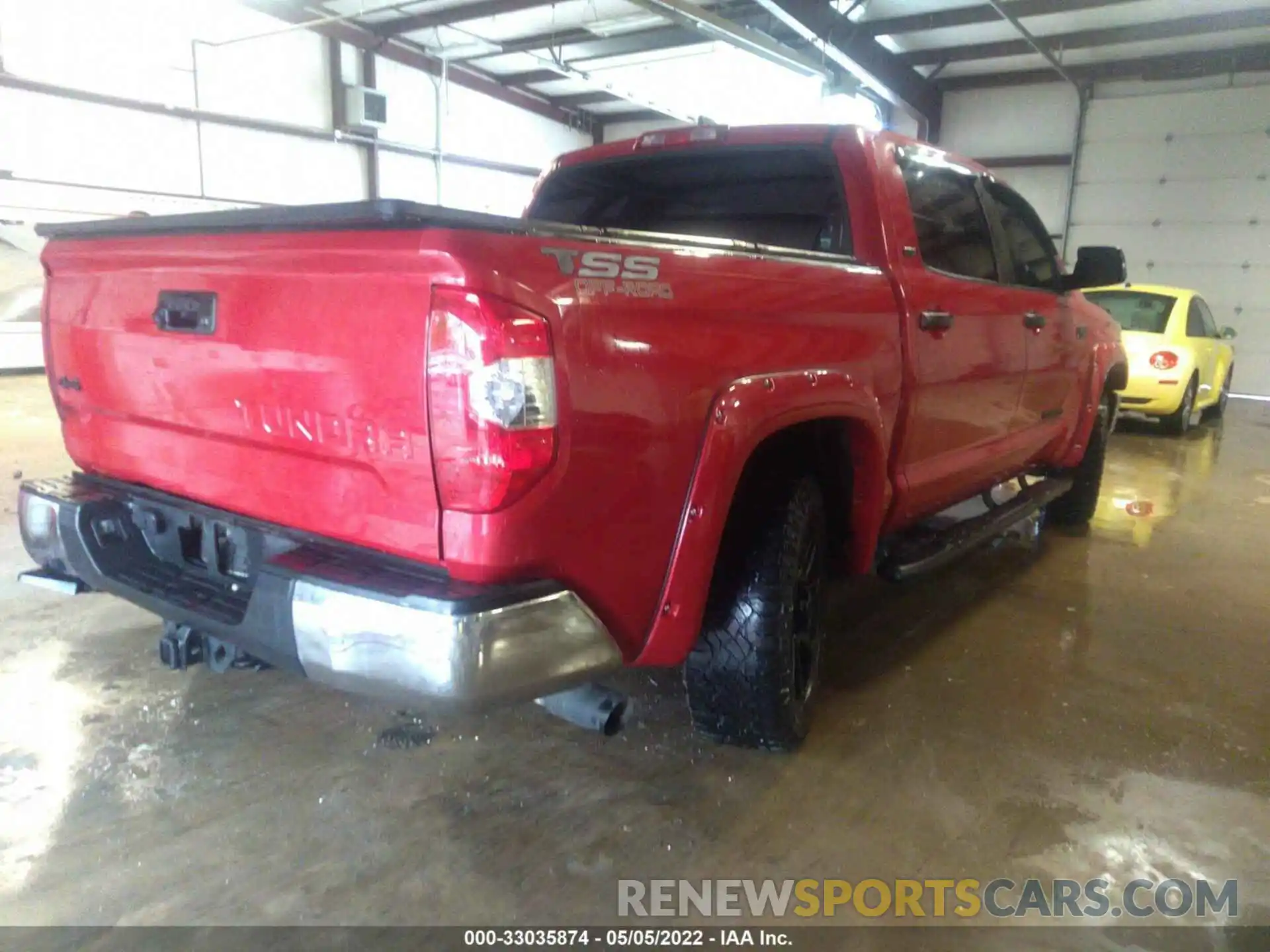 4 Photograph of a damaged car 5TFDY5F16LX933274 TOYOTA TUNDRA 4WD 2020