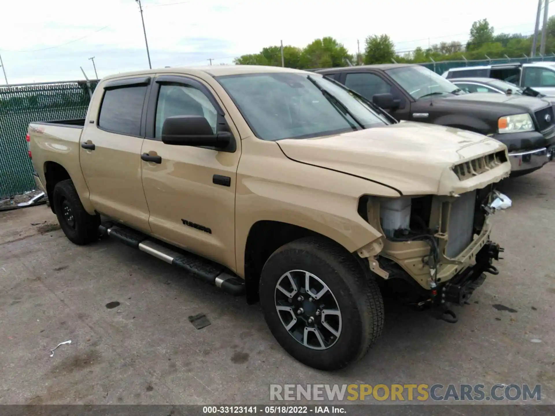 1 Photograph of a damaged car 5TFDY5F17LX885400 TOYOTA TUNDRA 4WD 2020