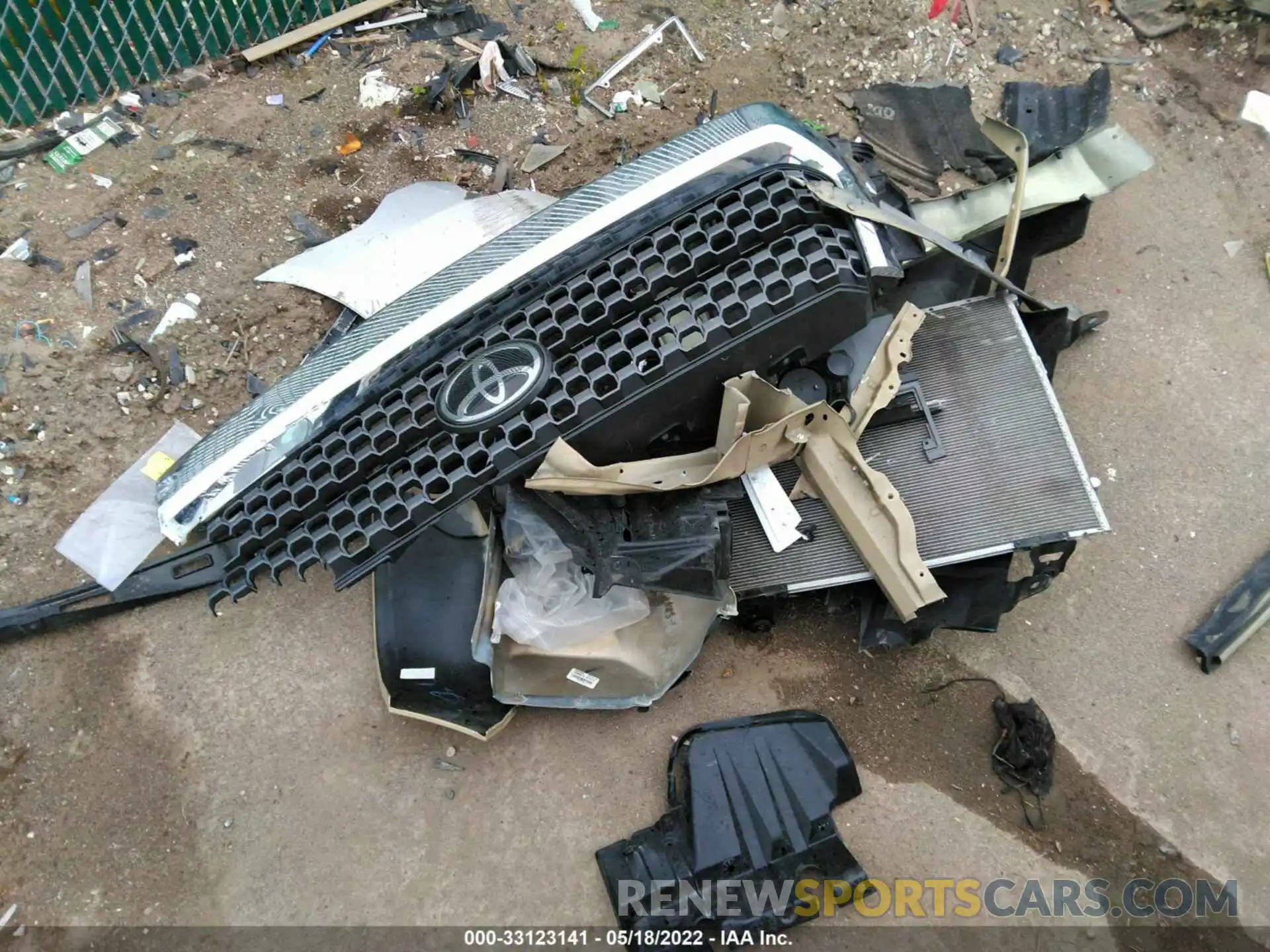 12 Photograph of a damaged car 5TFDY5F17LX885400 TOYOTA TUNDRA 4WD 2020