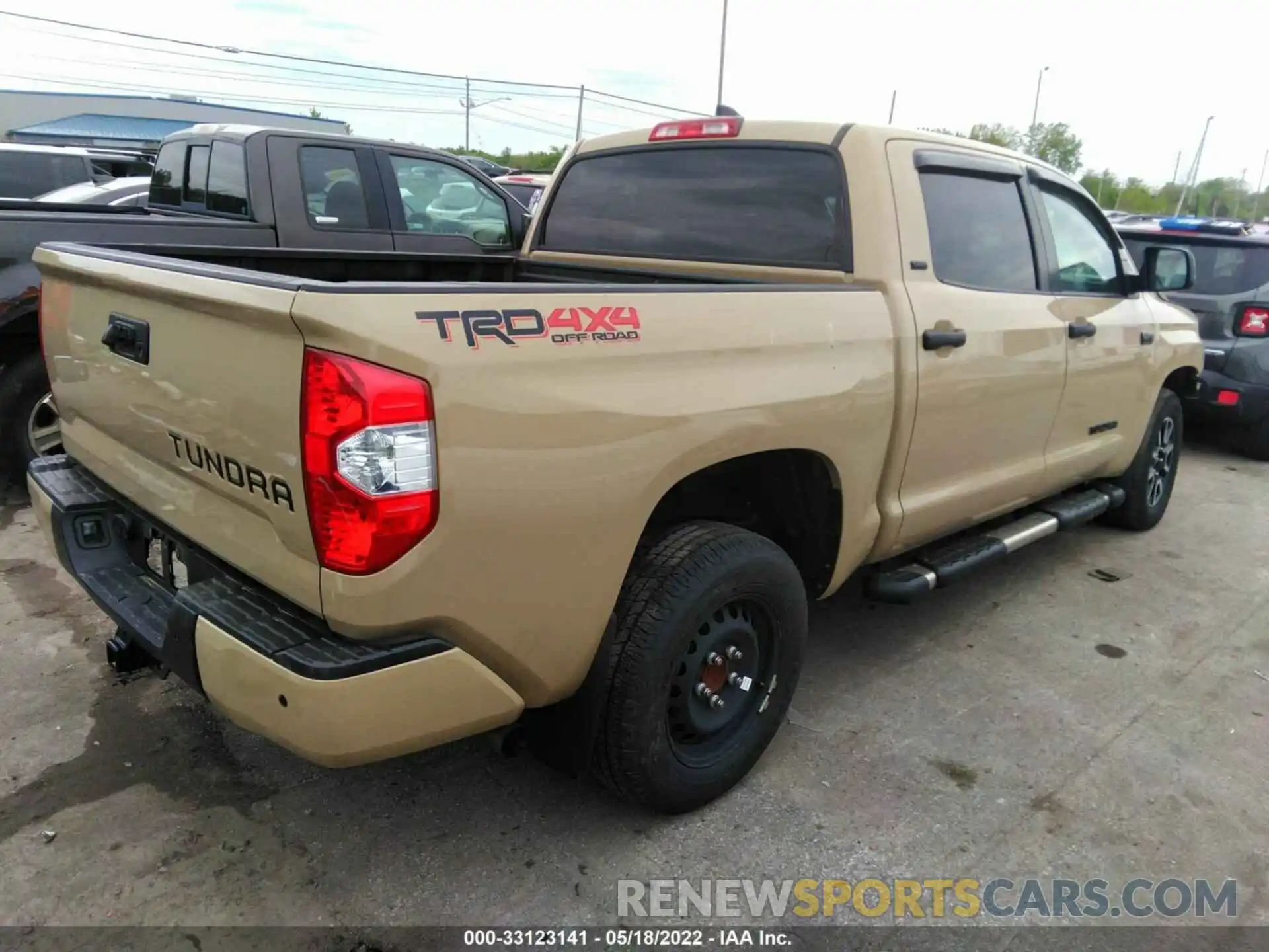 4 Photograph of a damaged car 5TFDY5F17LX885400 TOYOTA TUNDRA 4WD 2020