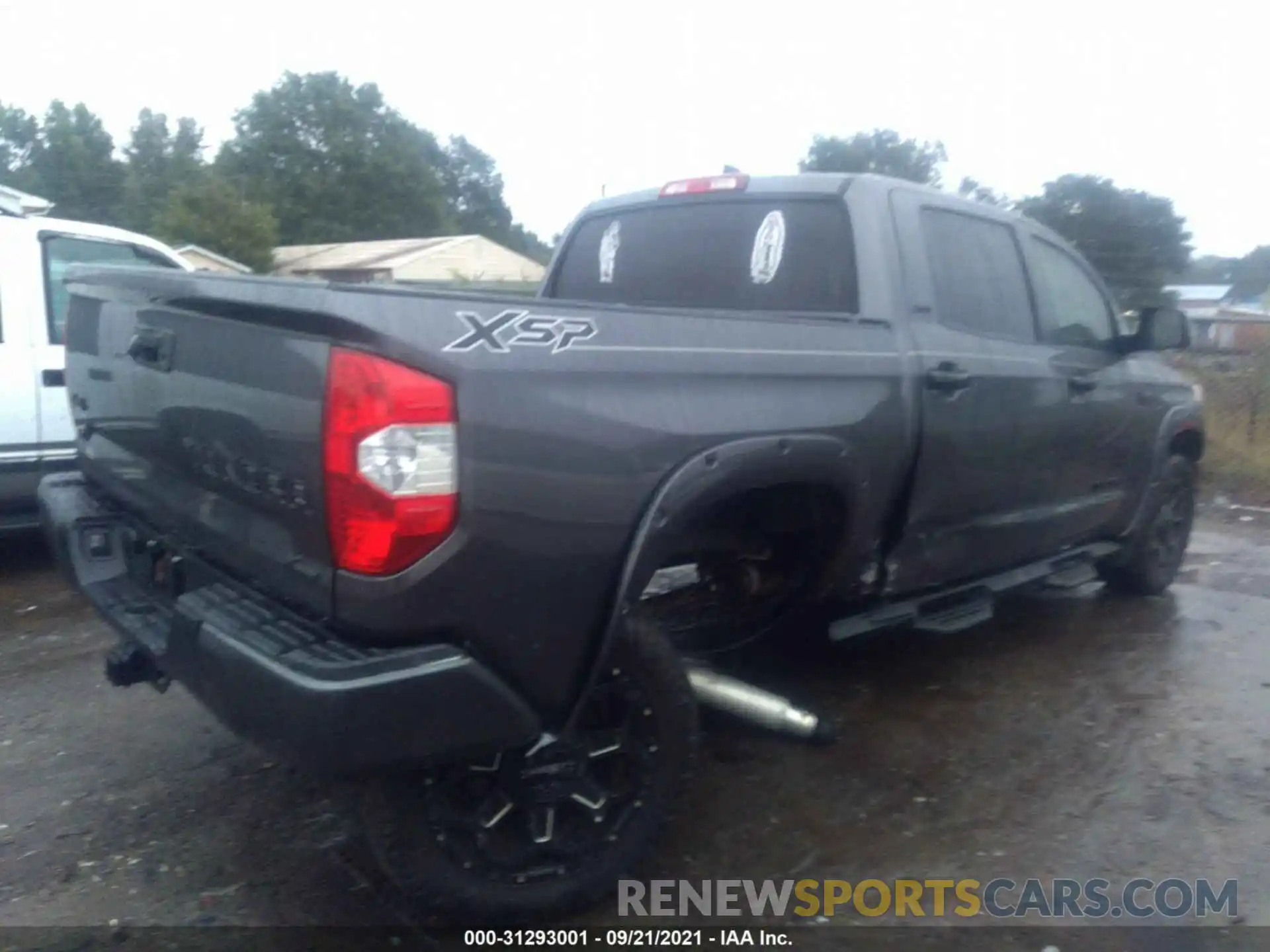 4 Photograph of a damaged car 5TFDY5F17LX903460 TOYOTA TUNDRA 4WD 2020