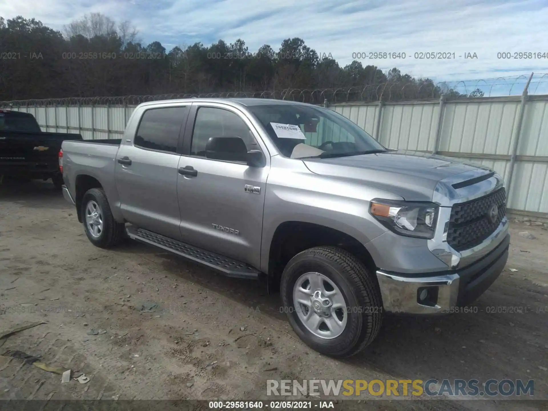 1 Photograph of a damaged car 5TFDY5F17LX911445 TOYOTA TUNDRA 4WD 2020