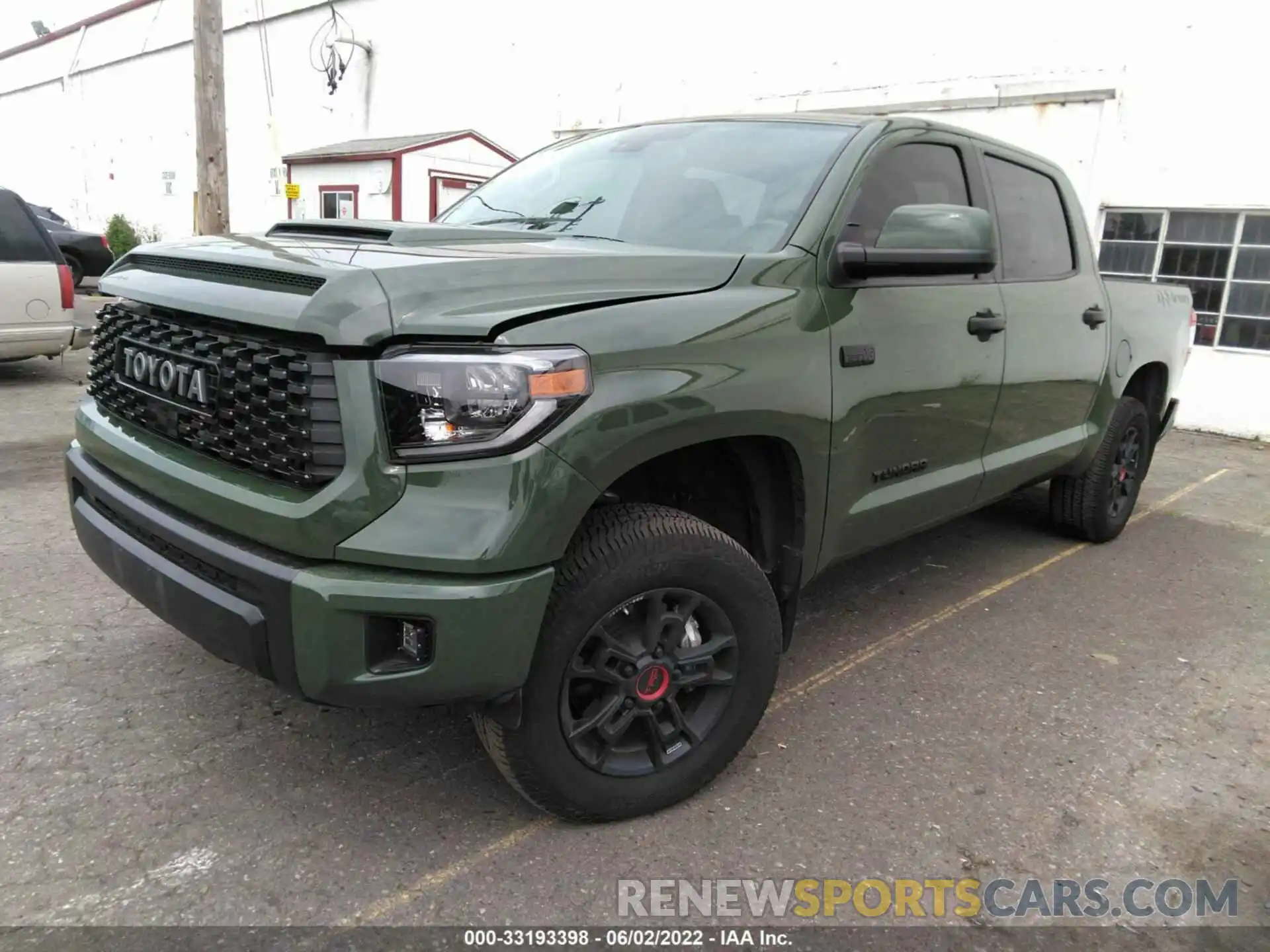 2 Photograph of a damaged car 5TFDY5F17LX915611 TOYOTA TUNDRA 4WD 2020