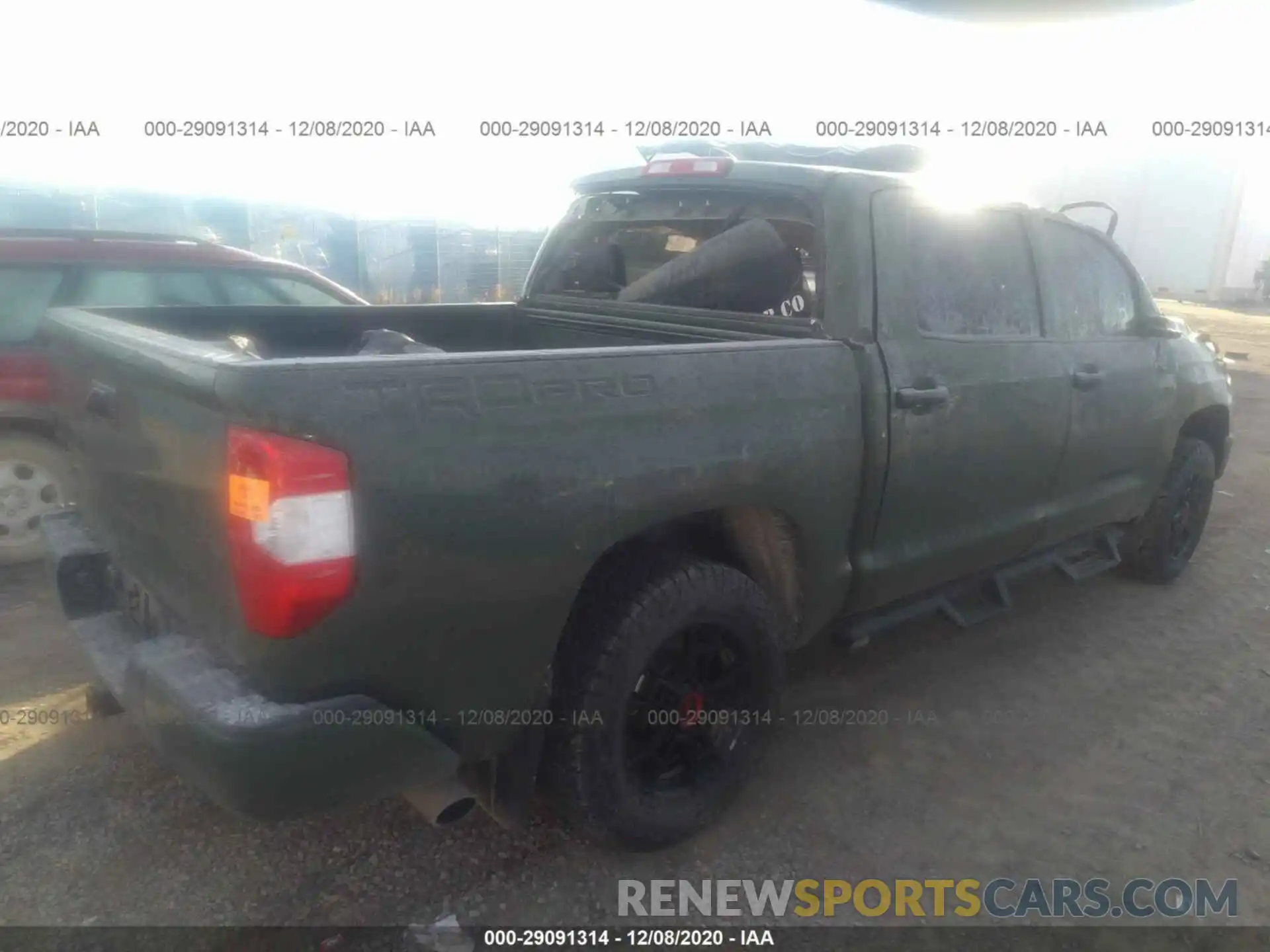 4 Photograph of a damaged car 5TFDY5F18LX870629 TOYOTA TUNDRA 4WD 2020