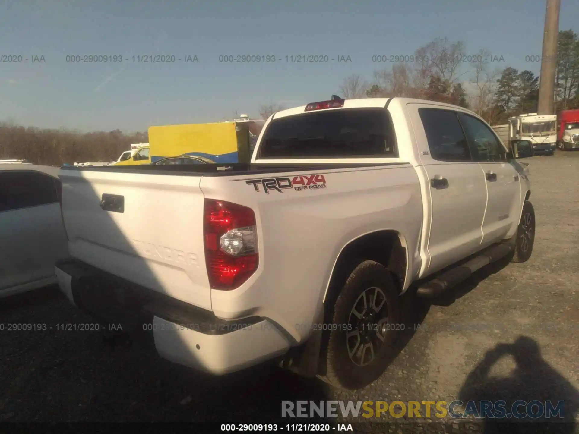 4 Photograph of a damaged car 5TFDY5F18LX871926 TOYOTA TUNDRA 4WD 2020