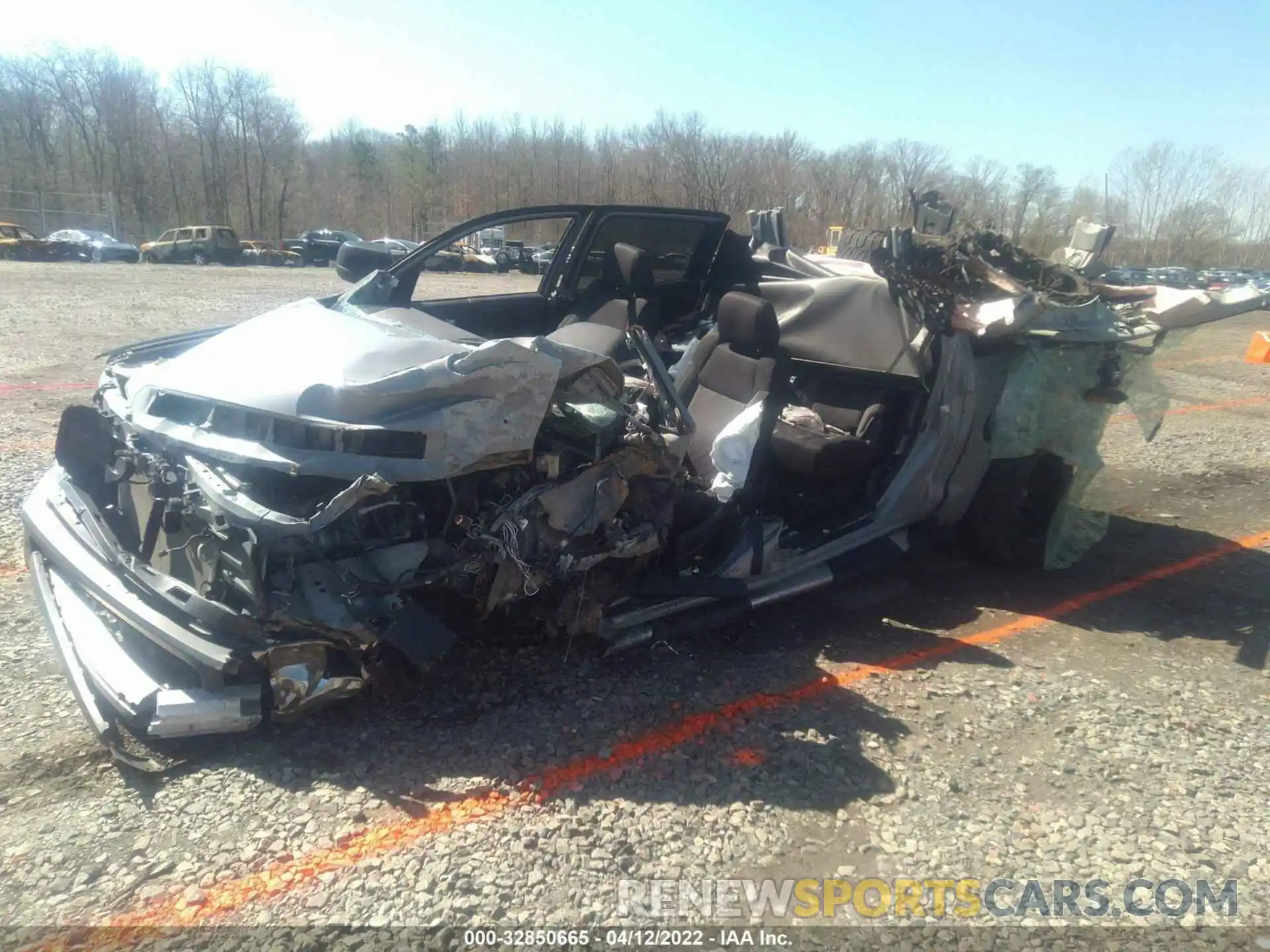 2 Photograph of a damaged car 5TFDY5F18LX902091 TOYOTA TUNDRA 4WD 2020