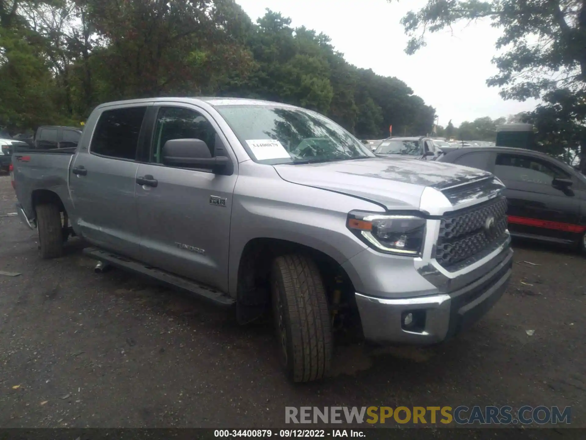 1 Photograph of a damaged car 5TFDY5F18LX902639 TOYOTA TUNDRA 4WD 2020