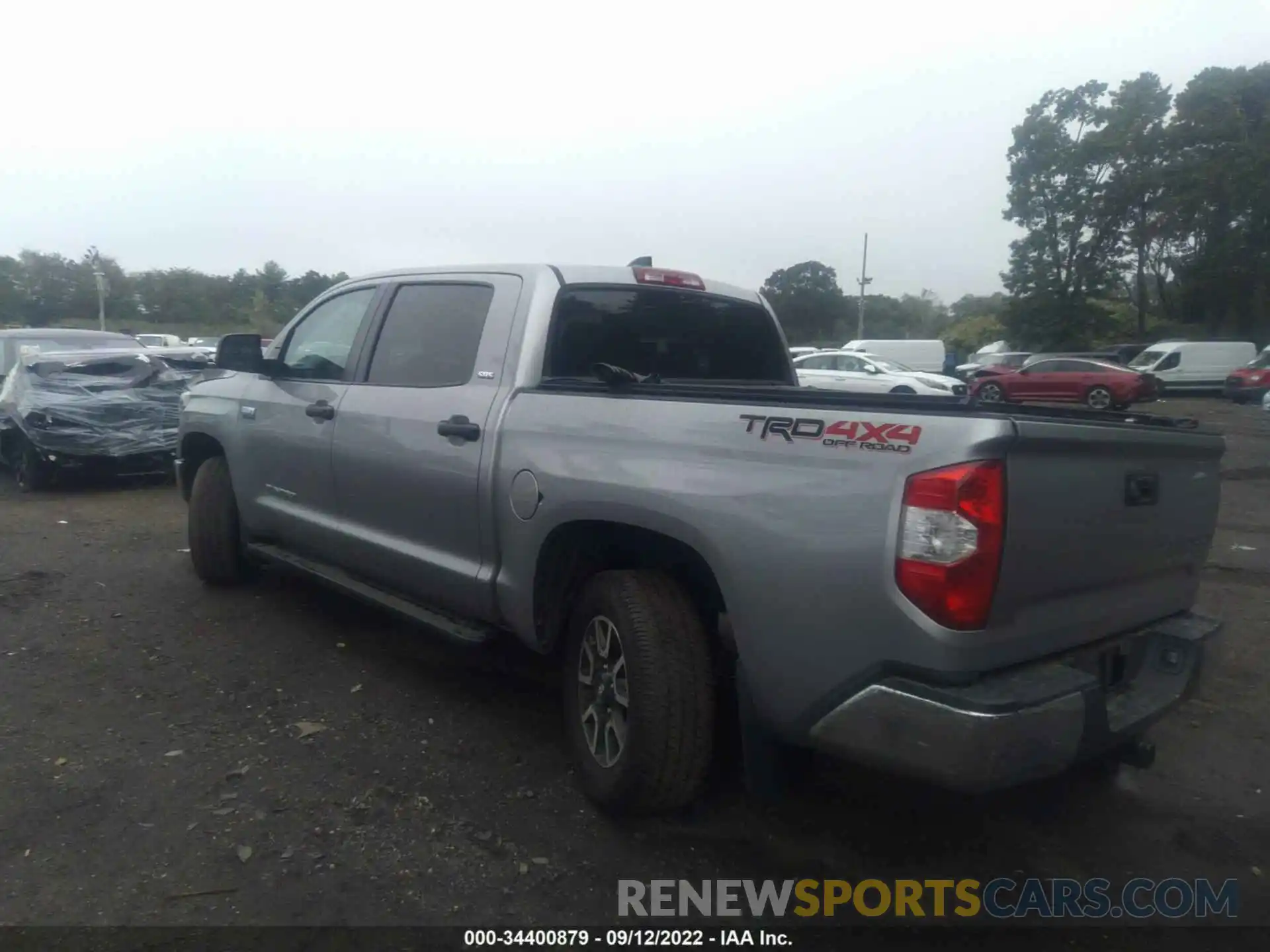 3 Photograph of a damaged car 5TFDY5F18LX902639 TOYOTA TUNDRA 4WD 2020