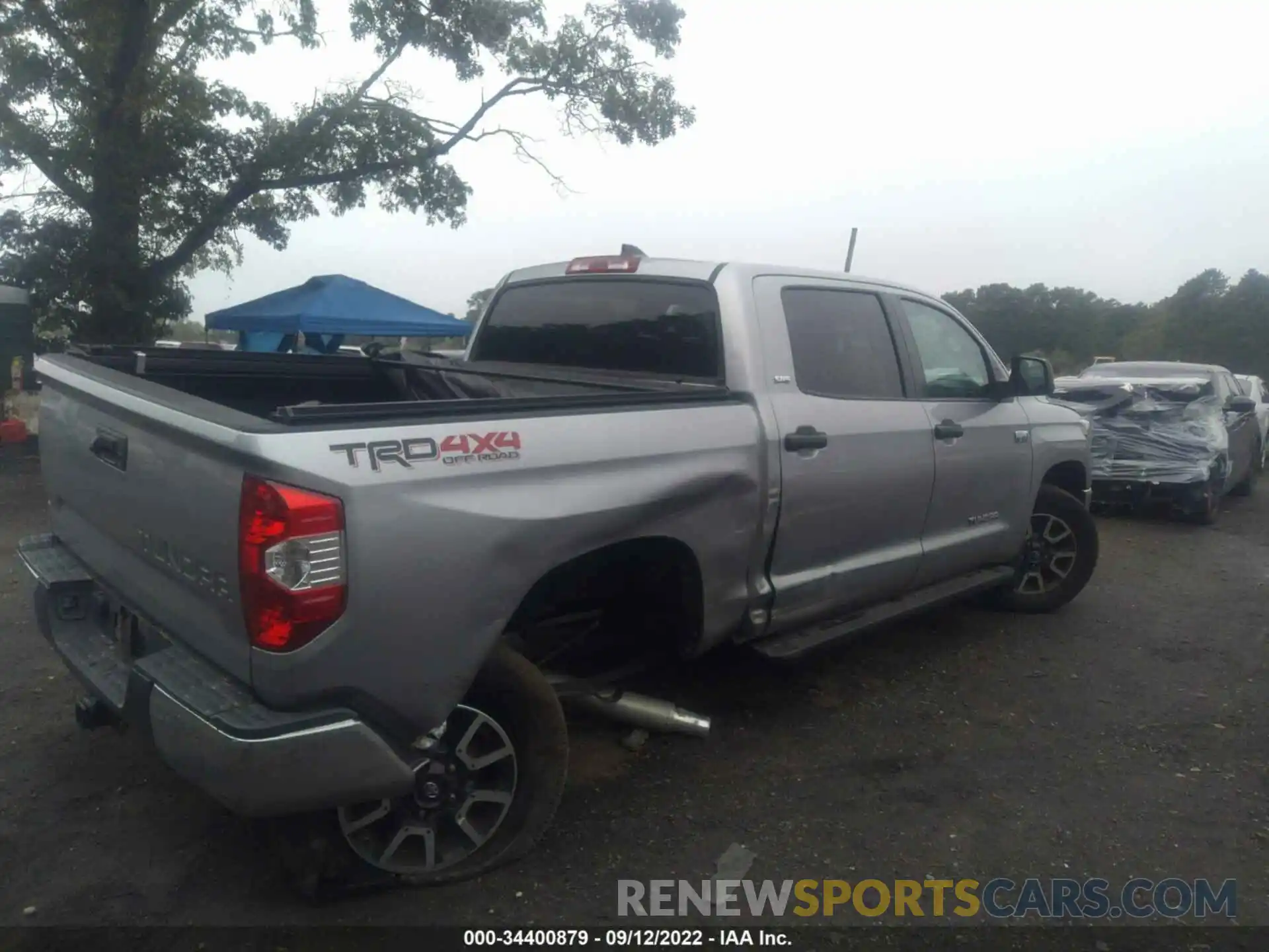 4 Photograph of a damaged car 5TFDY5F18LX902639 TOYOTA TUNDRA 4WD 2020