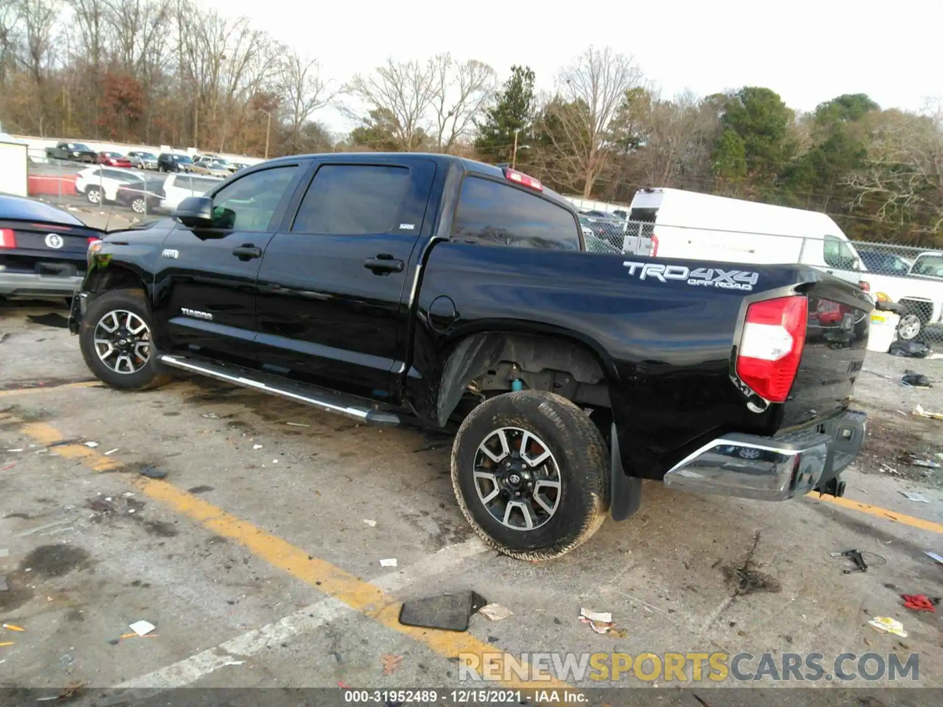 3 Photograph of a damaged car 5TFDY5F18LX905637 TOYOTA TUNDRA 4WD 2020