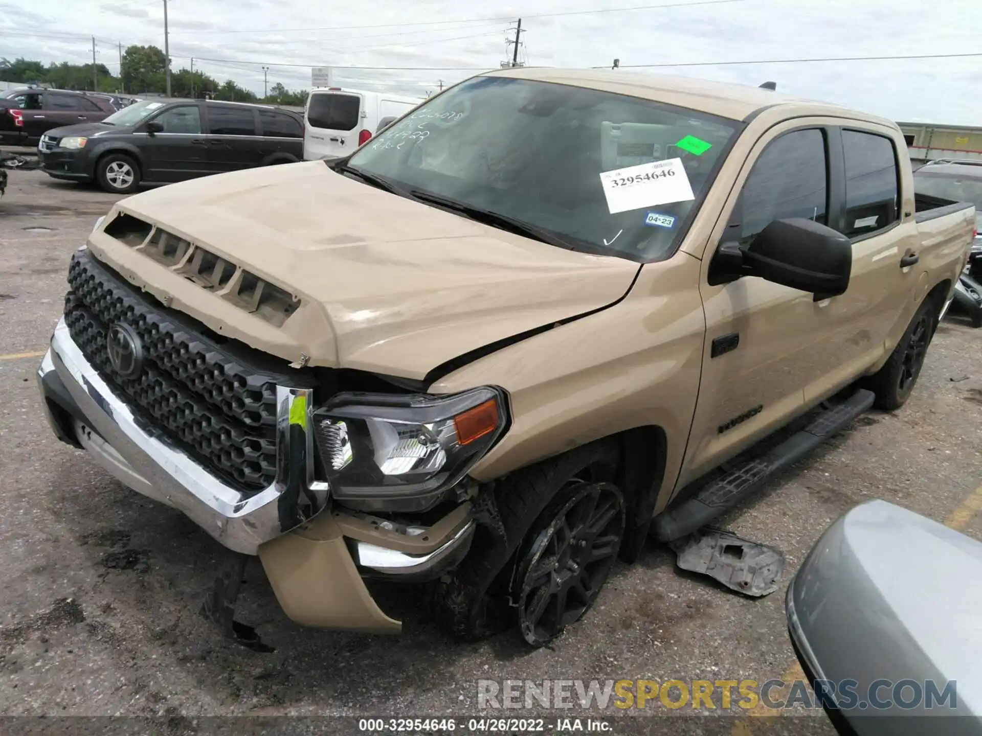 2 Photograph of a damaged car 5TFDY5F18LX935592 TOYOTA TUNDRA 4WD 2020