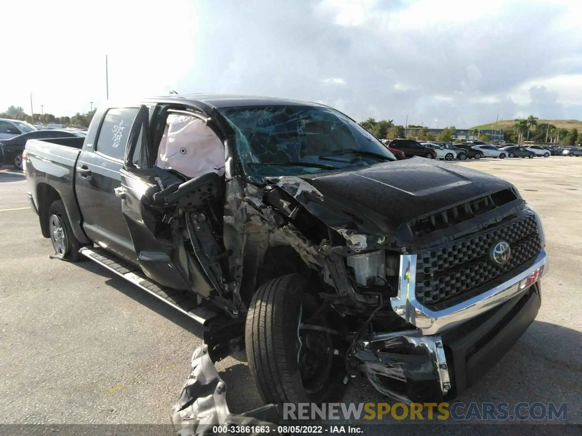 6 Photograph of a damaged car 5TFDY5F18LX945135 TOYOTA TUNDRA 4WD 2020