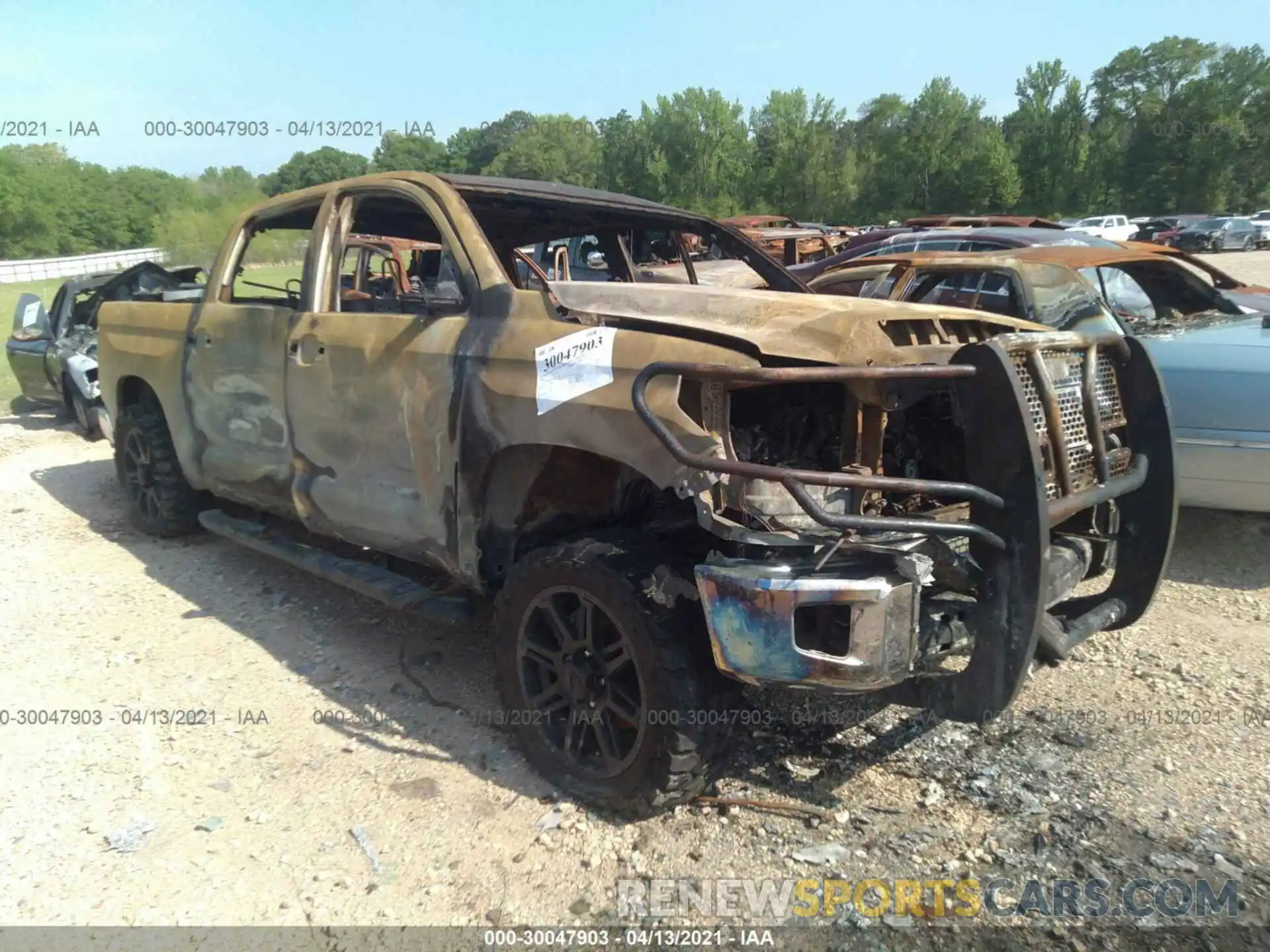 1 Photograph of a damaged car 5TFDY5F19LX899749 TOYOTA TUNDRA 4WD 2020