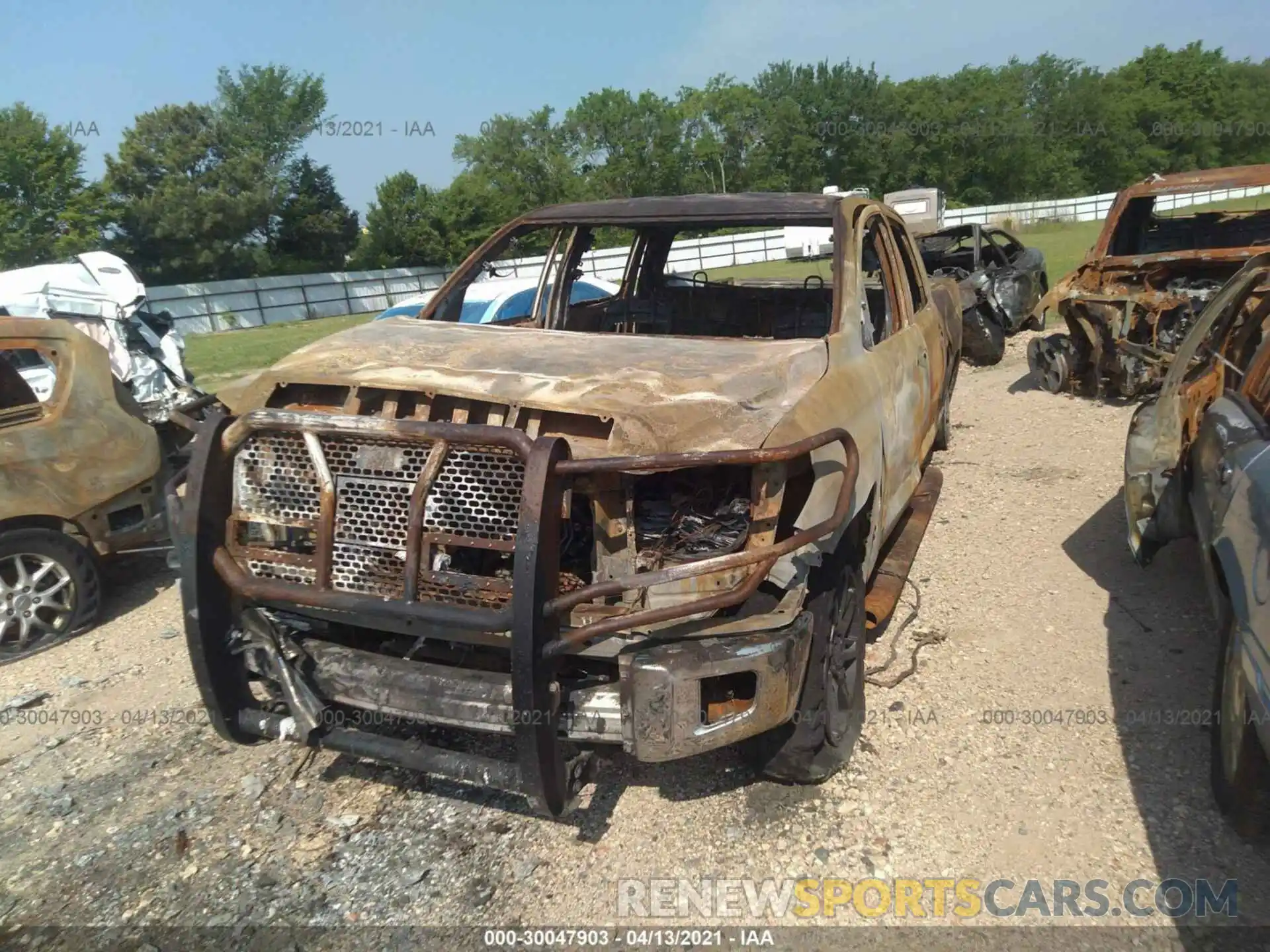 6 Photograph of a damaged car 5TFDY5F19LX899749 TOYOTA TUNDRA 4WD 2020