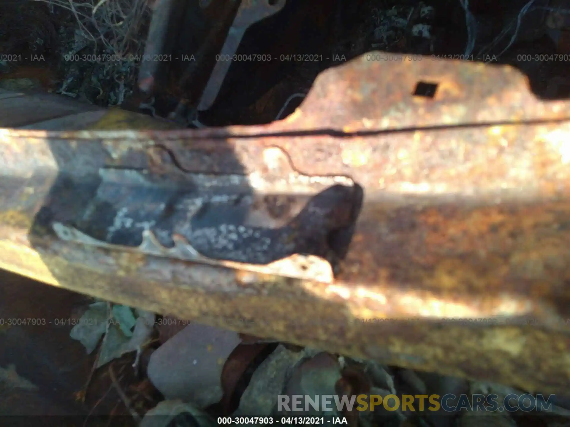 9 Photograph of a damaged car 5TFDY5F19LX899749 TOYOTA TUNDRA 4WD 2020