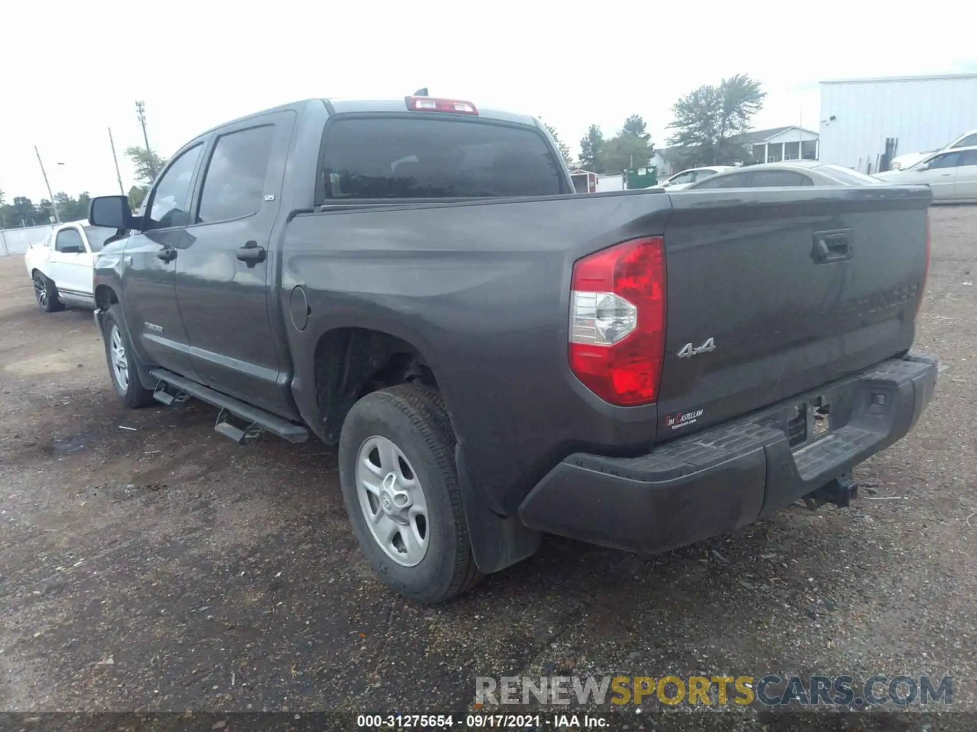 3 Photograph of a damaged car 5TFDY5F19LX905694 TOYOTA TUNDRA 4WD 2020