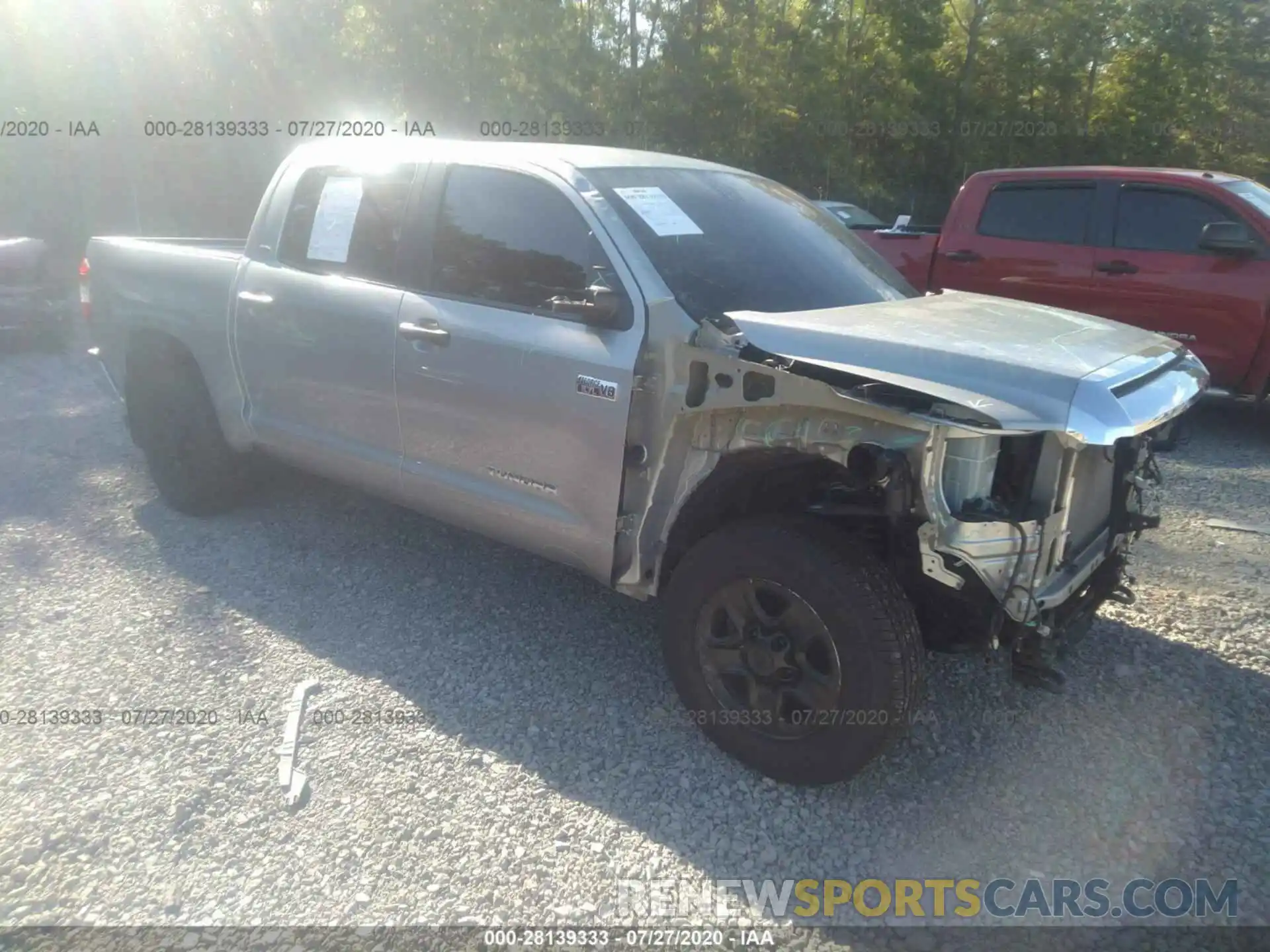 1 Photograph of a damaged car 5TFDY5F19LX917330 TOYOTA TUNDRA 4WD 2020