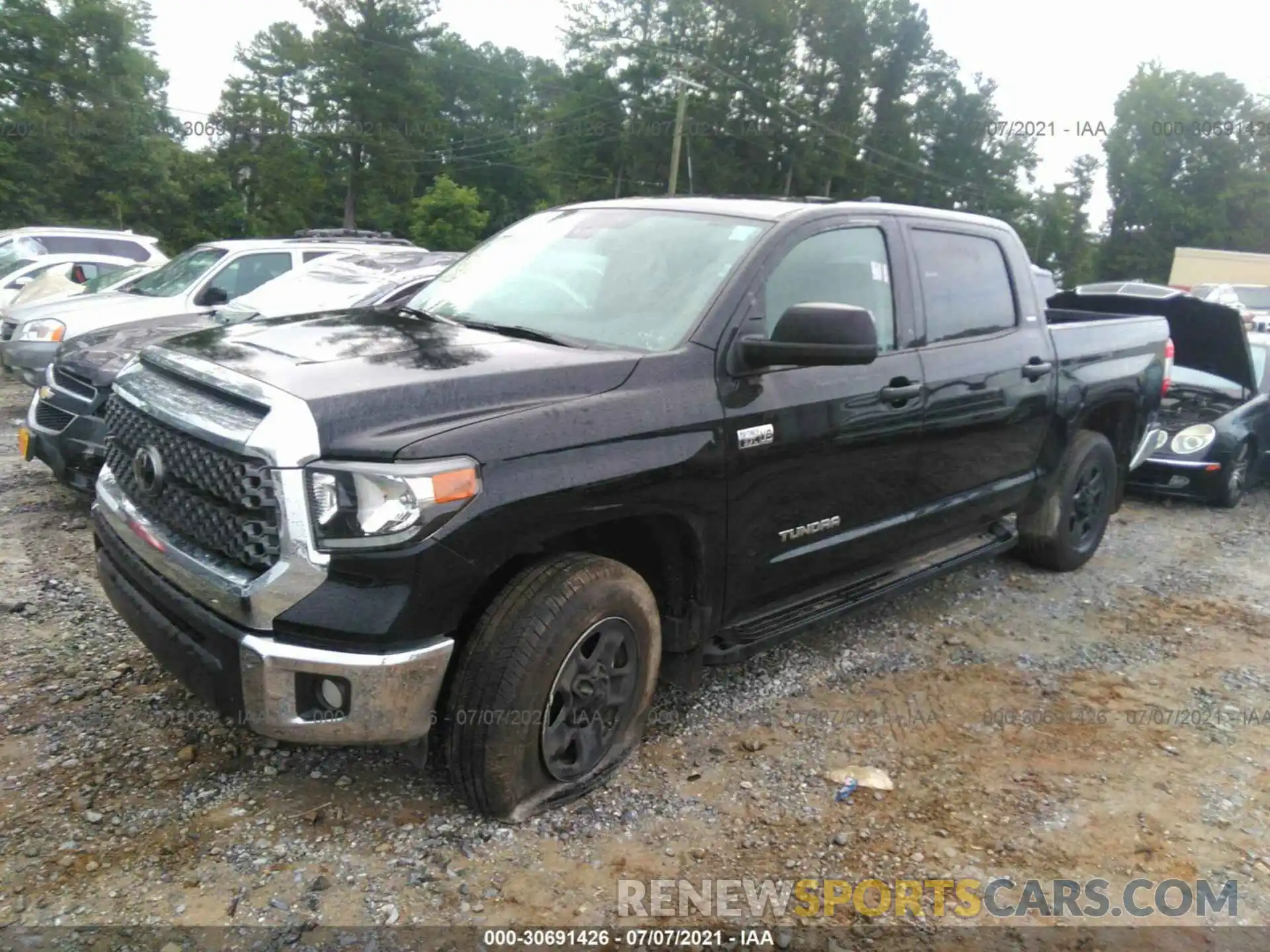 2 Photograph of a damaged car 5TFDY5F19LX932040 TOYOTA TUNDRA 4WD 2020