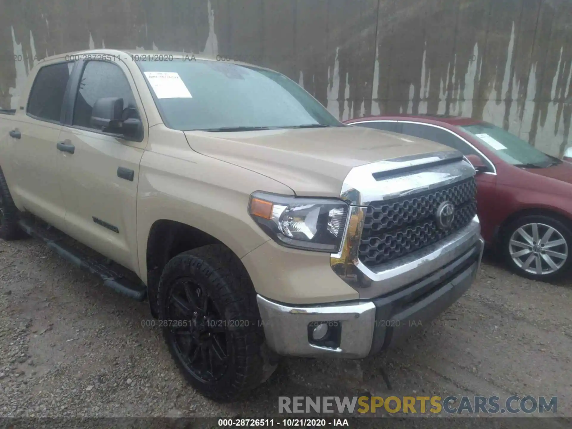 6 Photograph of a damaged car 5TFDY5F19LX932748 TOYOTA TUNDRA 4WD 2020