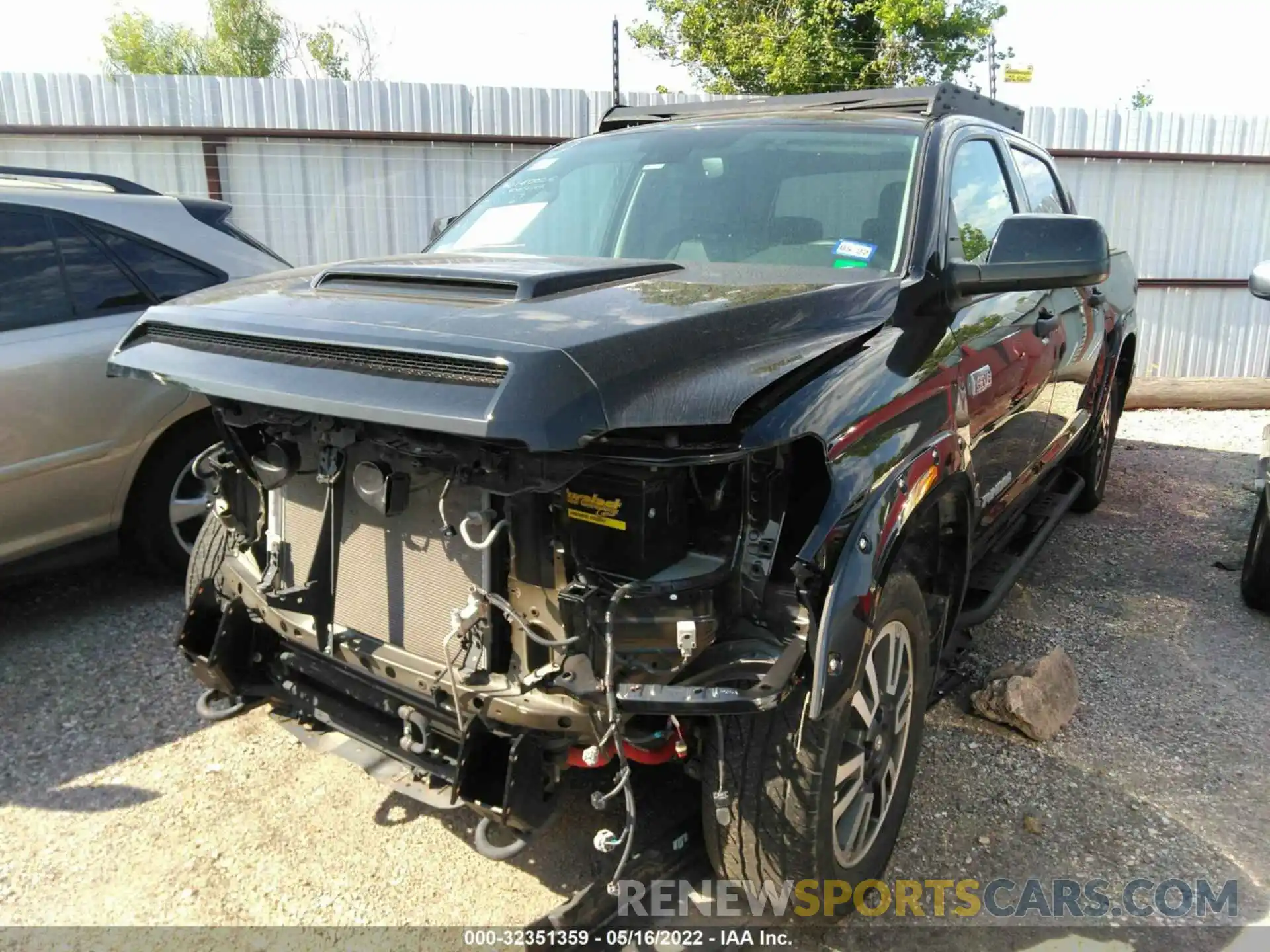 2 Photograph of a damaged car 5TFDY5F19LX933088 TOYOTA TUNDRA 4WD 2020