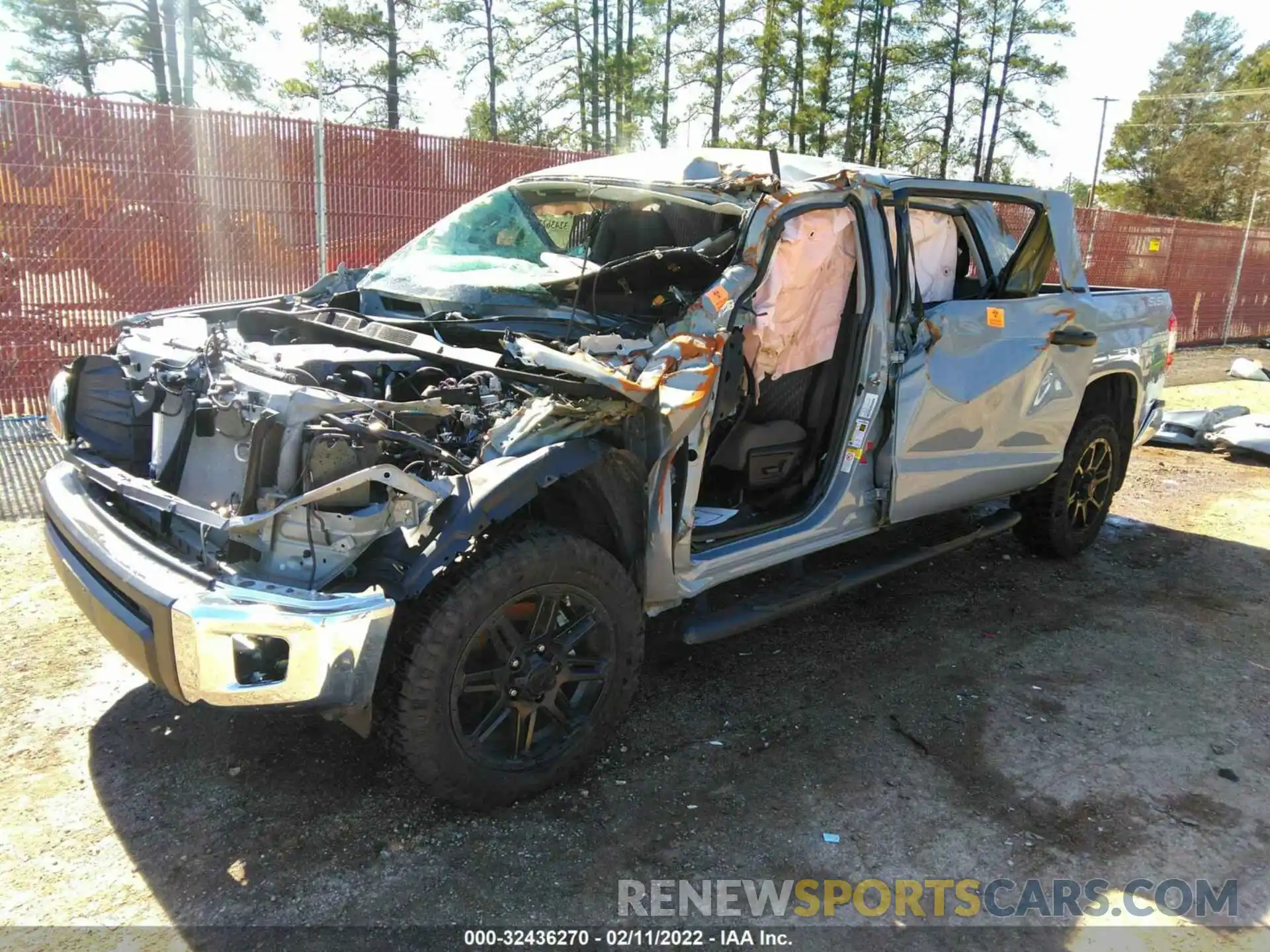 2 Photograph of a damaged car 5TFDY5F1XLX878098 TOYOTA TUNDRA 4WD 2020