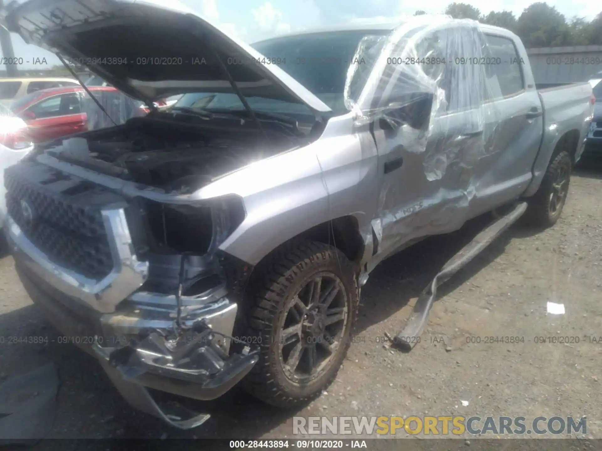 6 Photograph of a damaged car 5TFDY5F1XLX938137 TOYOTA TUNDRA 4WD 2020