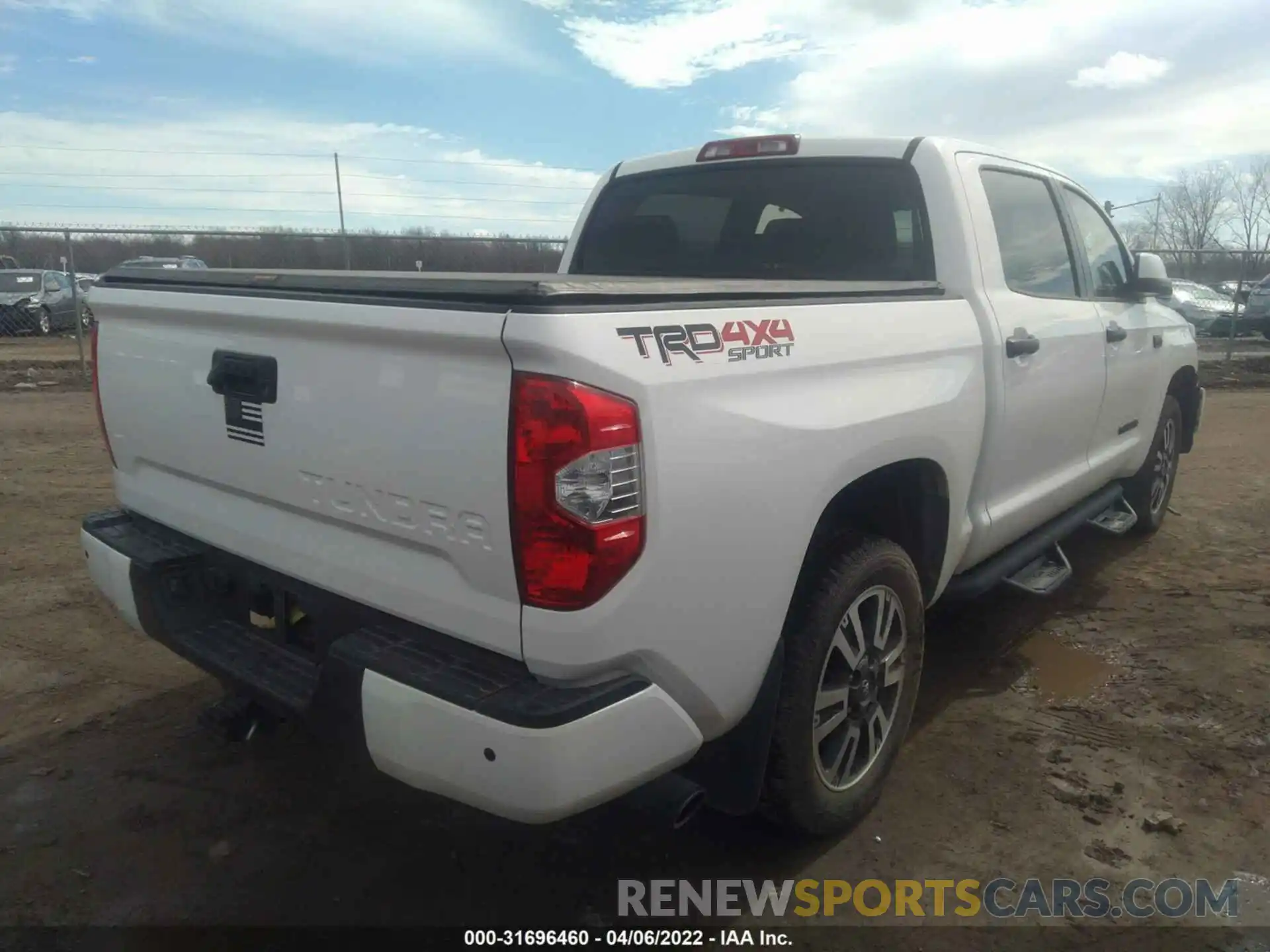 4 Photograph of a damaged car 5TFDY5F1XLX940826 TOYOTA TUNDRA 4WD 2020