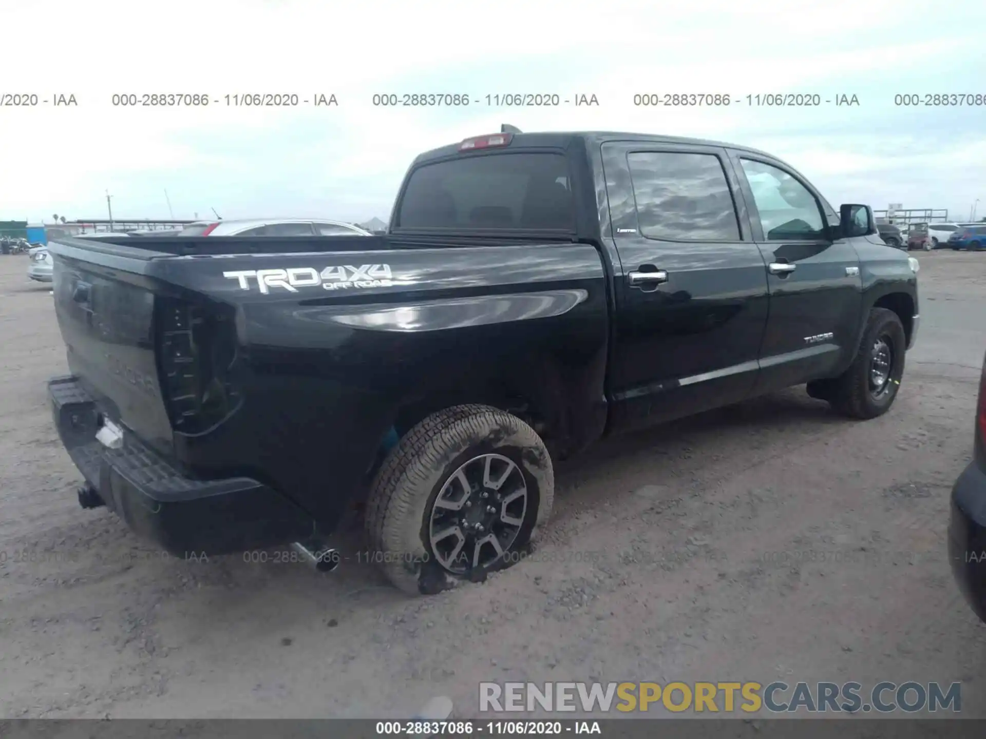 4 Photograph of a damaged car 5TFHY5F10LX955952 TOYOTA TUNDRA 4WD 2020