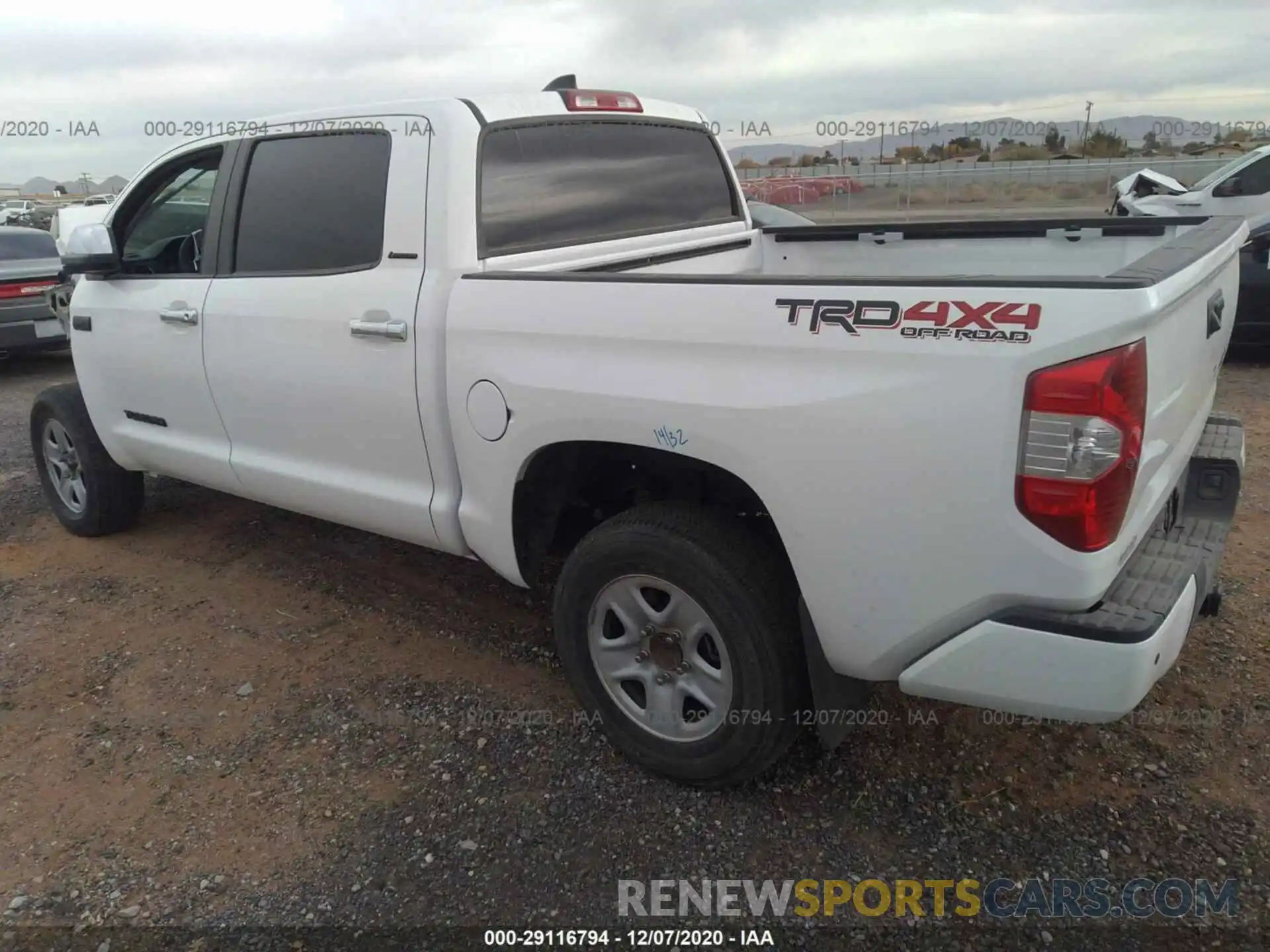 3 Photograph of a damaged car 5TFHY5F11LX874183 TOYOTA TUNDRA 4WD 2020