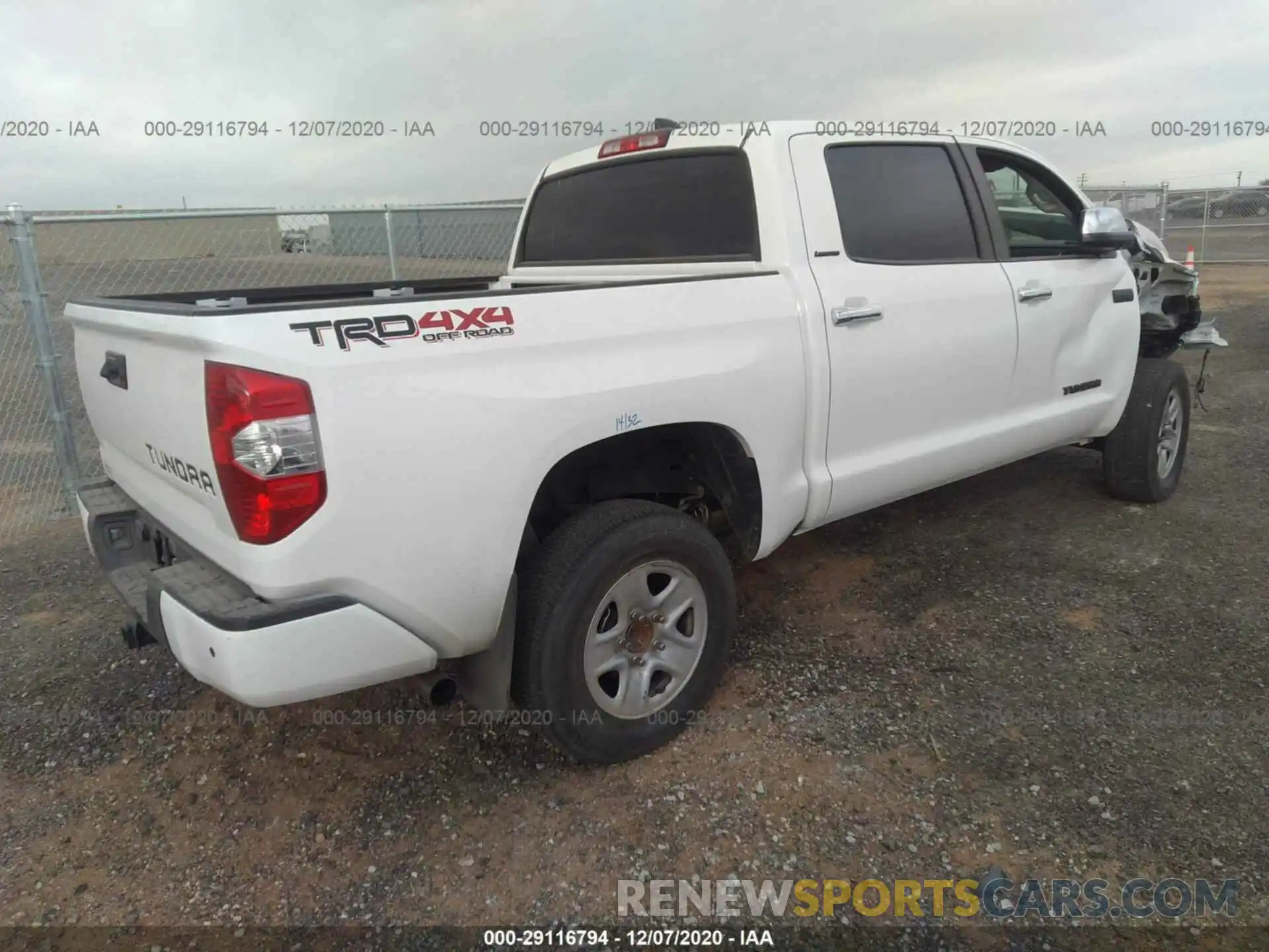 4 Photograph of a damaged car 5TFHY5F11LX874183 TOYOTA TUNDRA 4WD 2020