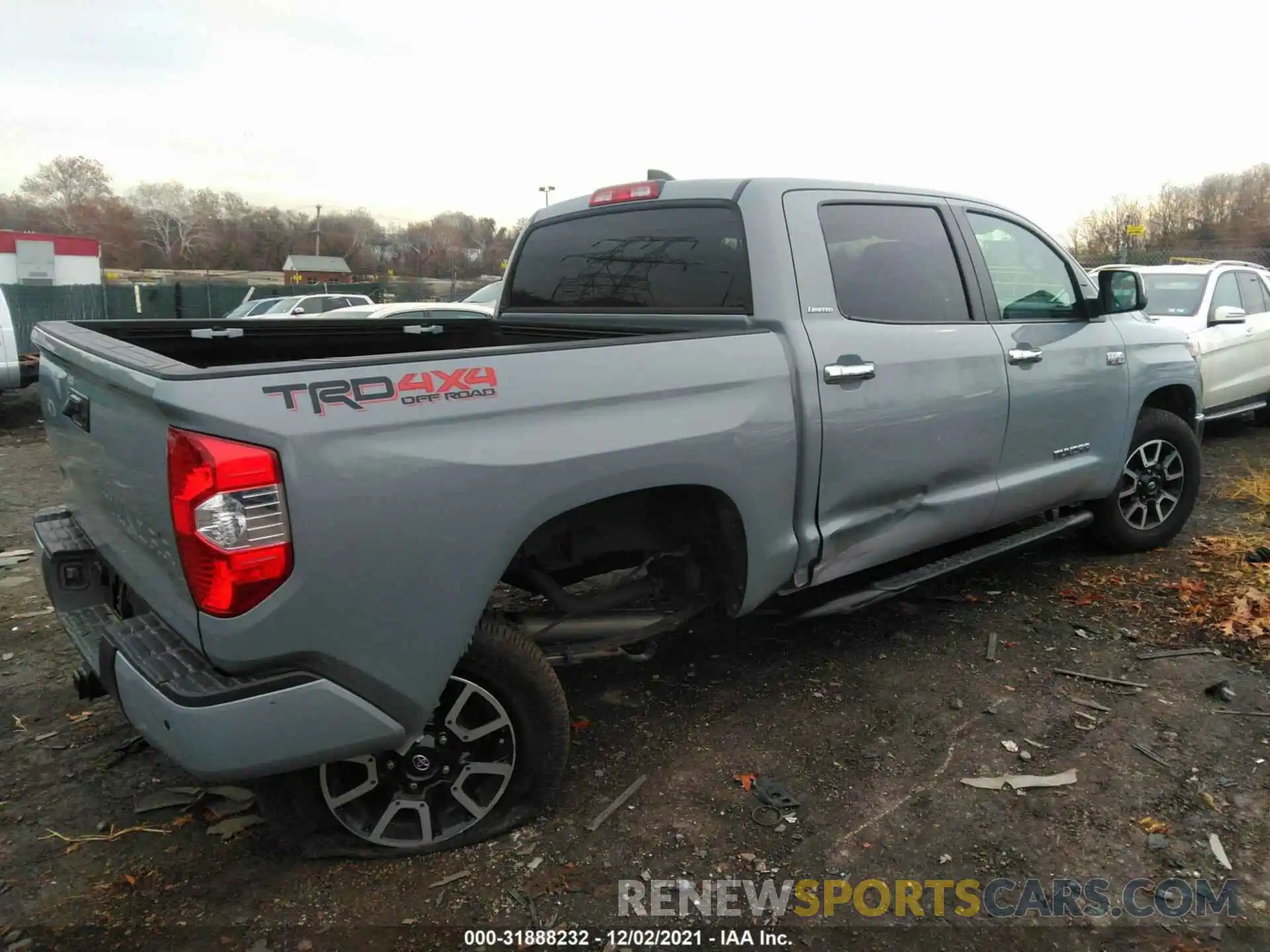 4 Photograph of a damaged car 5TFHY5F15LX908089 TOYOTA TUNDRA 4WD 2020