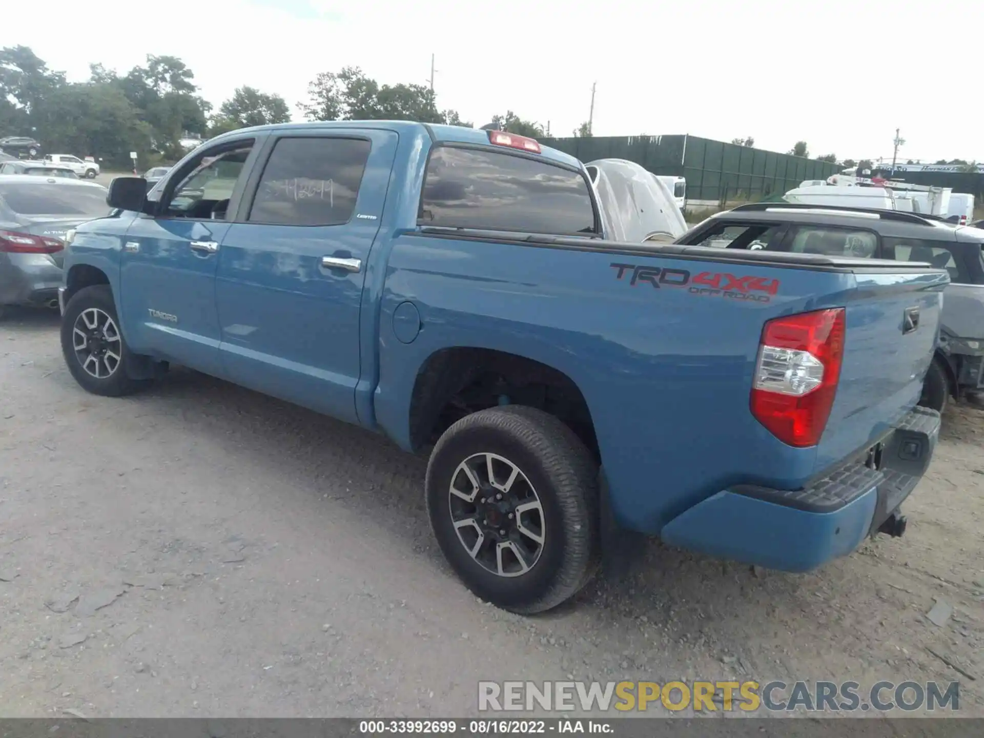 3 Photograph of a damaged car 5TFHY5F1XLX872013 TOYOTA TUNDRA 4WD 2020