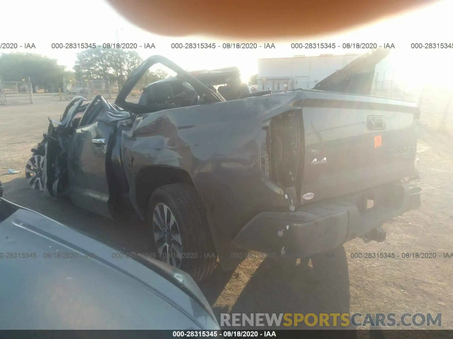 13 Photograph of a damaged car 5TFHY5F1XLX945588 TOYOTA TUNDRA 4WD 2020