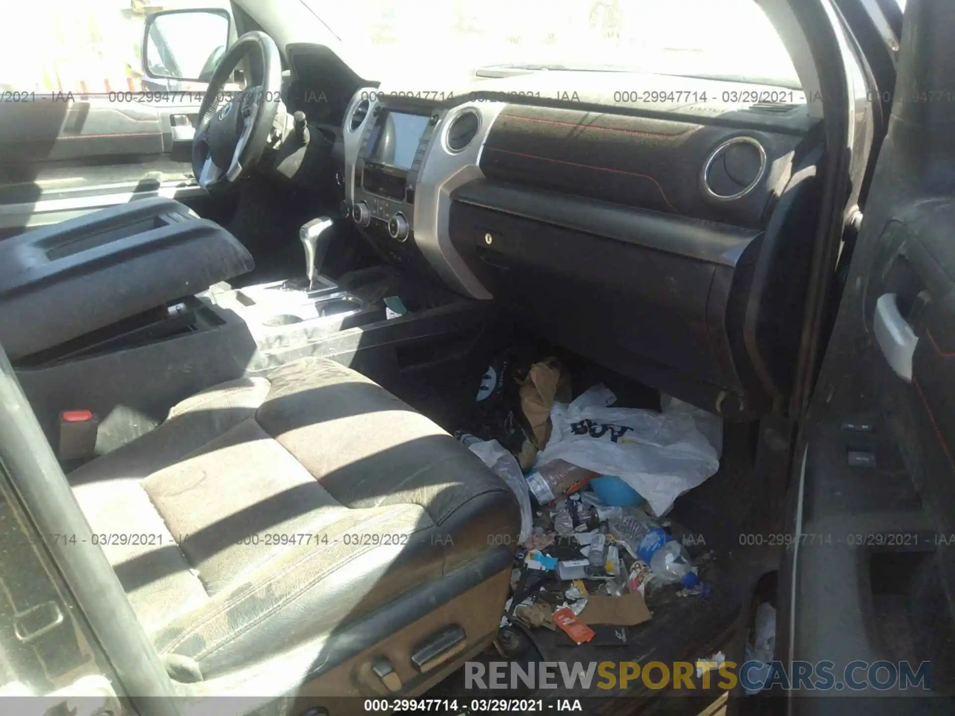 5 Photograph of a damaged car 5TFUY5F10LX899476 TOYOTA TUNDRA 4WD 2020