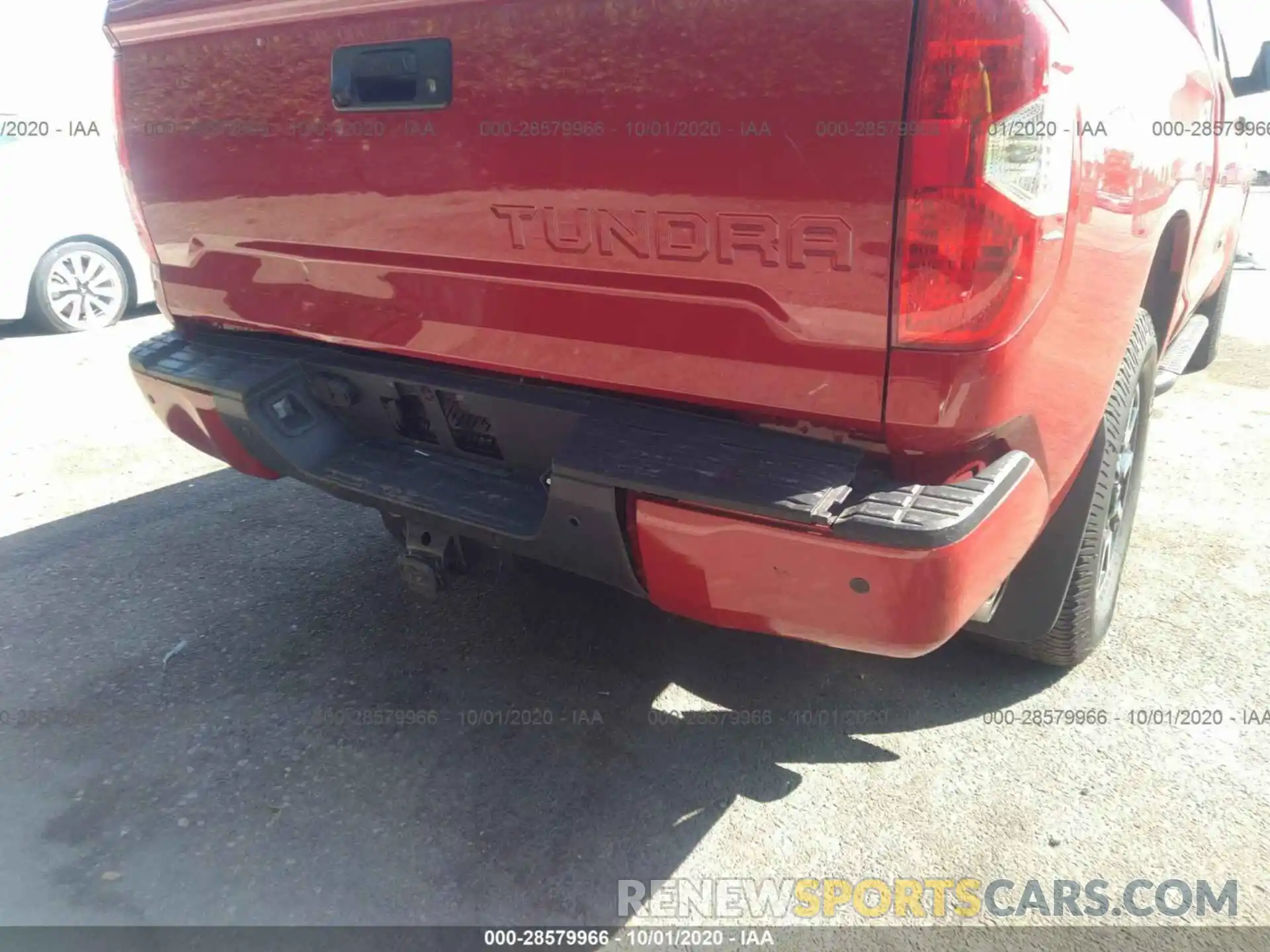 6 Photograph of a damaged car 5TFUY5F10LX914803 TOYOTA TUNDRA 4WD 2020