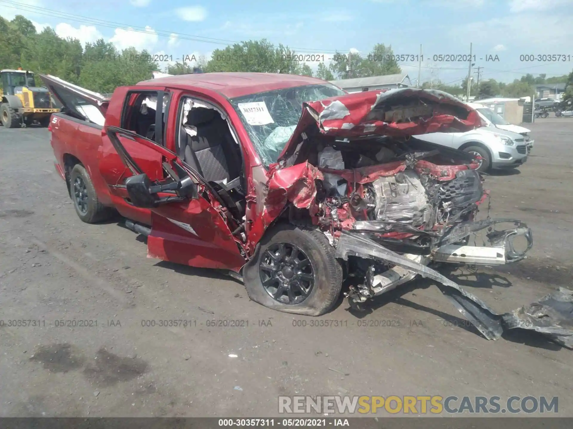 1 Фотография поврежденного автомобиля 5TFUY5F10LX926482 TOYOTA TUNDRA 4WD 2020