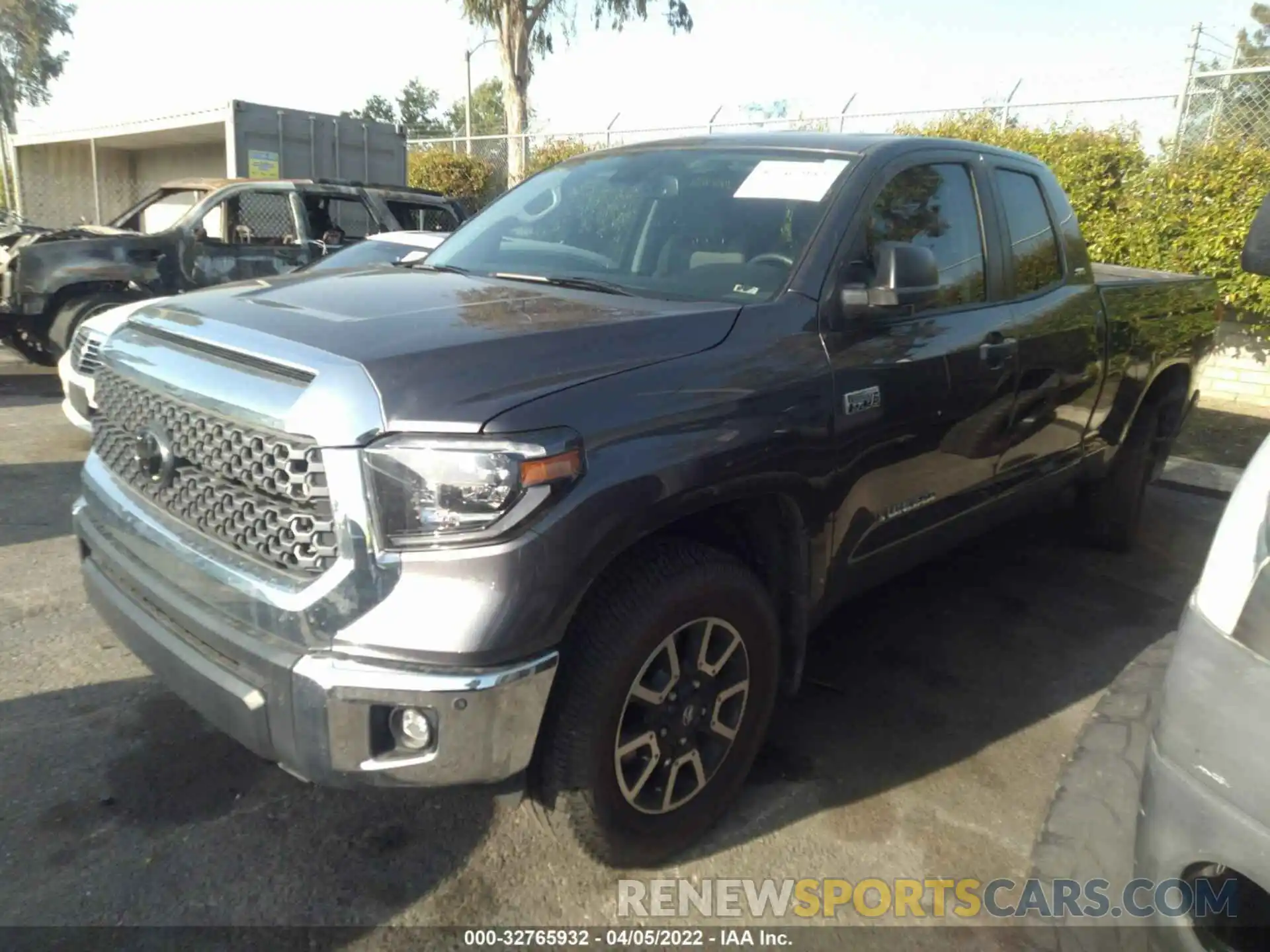 2 Photograph of a damaged car 5TFUY5F12LX951156 TOYOTA TUNDRA 4WD 2020